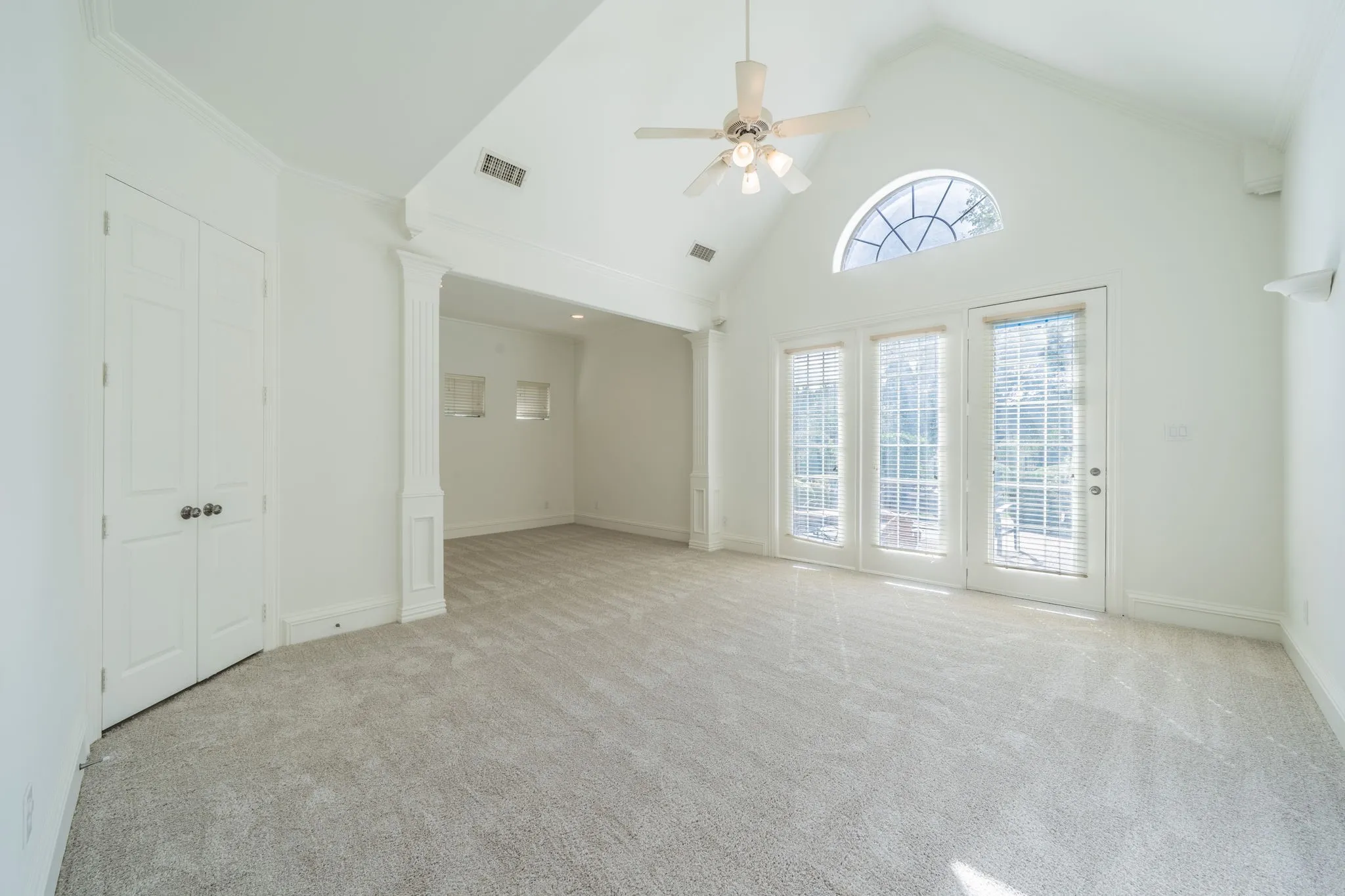 Single Family Residence For Rent in Denton County , 3201 Cedar Ridge Drive, Flower Mound, Texas 75022, 5 Bedroom, 5 Bathroom, 3 Garage spaces, 3,929 Sqft, built in 2001, mls#21401414, Real Estate Agent in Flower Mound, Homes For Rent in Denton county, Homes For Rent in Flower Mound, Realtor in Flower Mound Texas, Real Estate Brokerage Independent Realty Texas, Luminita Cordes Realtor