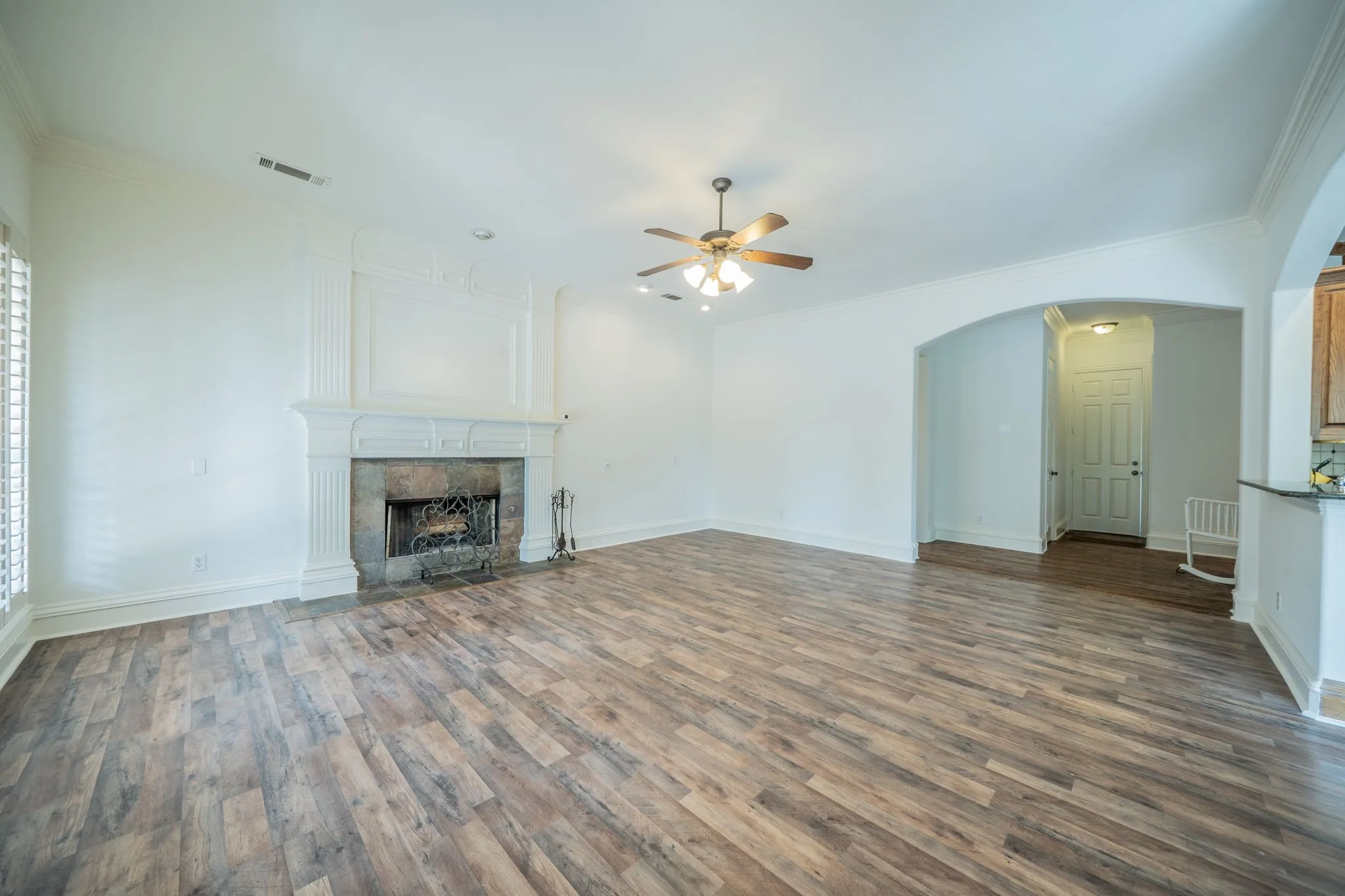 Single Family Residence For Rent in Denton County , 3201 Cedar Ridge Drive, Flower Mound, Texas 75022, 5 Bedroom, 5 Bathroom, 3 Garage spaces, 3,929 Sqft, built in 2001, mls#21401414, Real Estate Agent in Flower Mound, Homes For Rent in Denton county, Homes For Rent in Flower Mound, Realtor in Flower Mound Texas, Real Estate Brokerage Independent Realty Texas, Luminita Cordes Realtor
