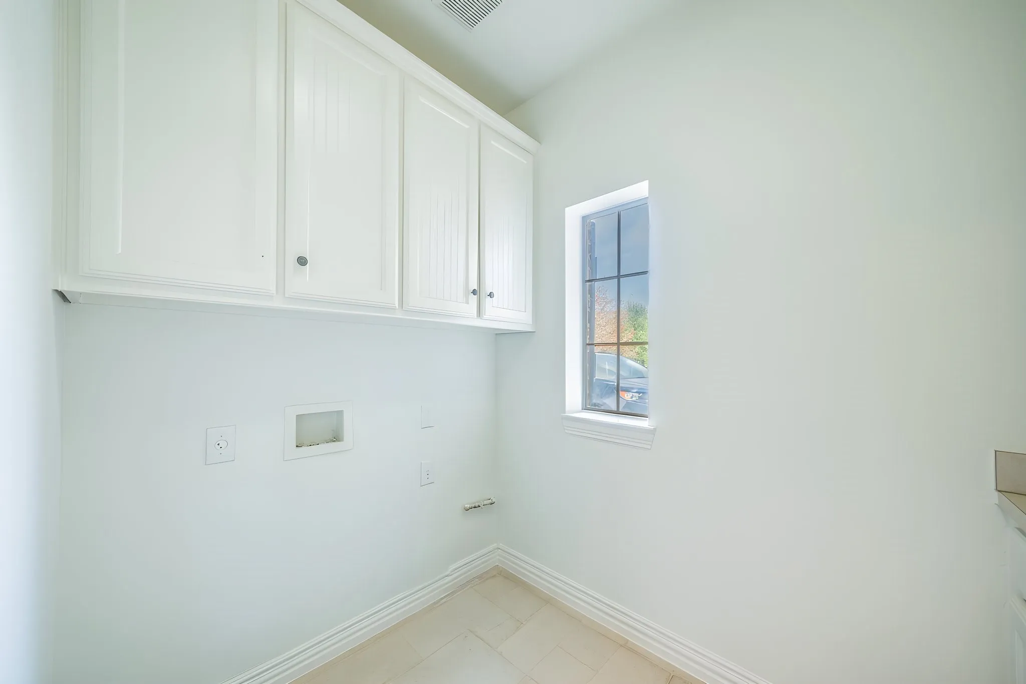 Single Family Residence For Rent in Denton County , 3201 Cedar Ridge Drive, Flower Mound, Texas 75022, 5 Bedroom, 5 Bathroom, 3 Garage spaces, 3,929 Sqft, built in 2001, mls#21401414, Real Estate Agent in Flower Mound, Homes For Rent in Denton county, Homes For Rent in Flower Mound, Realtor in Flower Mound Texas, Real Estate Brokerage Independent Realty Texas, Luminita Cordes Realtor