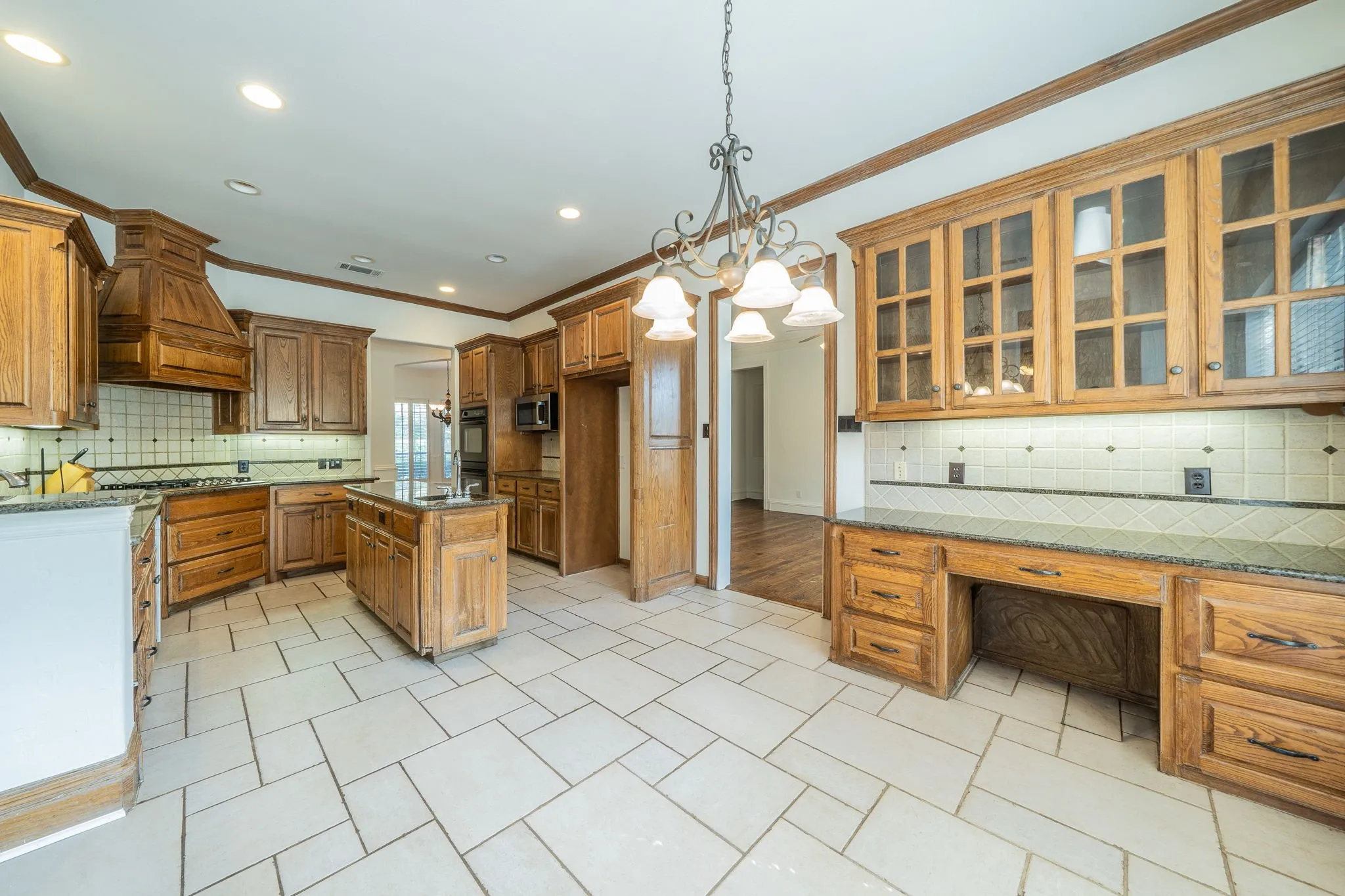 Single Family Residence For Rent in Denton County , 3201 Cedar Ridge Drive, Flower Mound, Texas 75022, 5 Bedroom, 5 Bathroom, 3 Garage spaces, 3,929 Sqft, built in 2001, mls#21401414, Real Estate Agent in Flower Mound, Homes For Rent in Denton county, Homes For Rent in Flower Mound, Realtor in Flower Mound Texas, Real Estate Brokerage Independent Realty Texas, Luminita Cordes Realtor