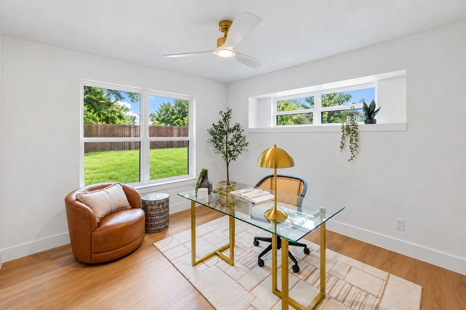 Single Family Residence For Sale in Denton County , 1405 Sedalia Court, Flower Mound, Texas 75028, 4 Bedroom, 2 Bathroom, 2 Garage spaces, 1,950 Sqft, built in 1987, mls#21401364, Real Estate Agent in Flower Mound, Homes For Sale in Denton county, Homes For Sale in Flower Mound, Realtor in Flower Mound Texas, Real Estate Brokerage Independent Realty Texas, Luminita Cordes Realtor