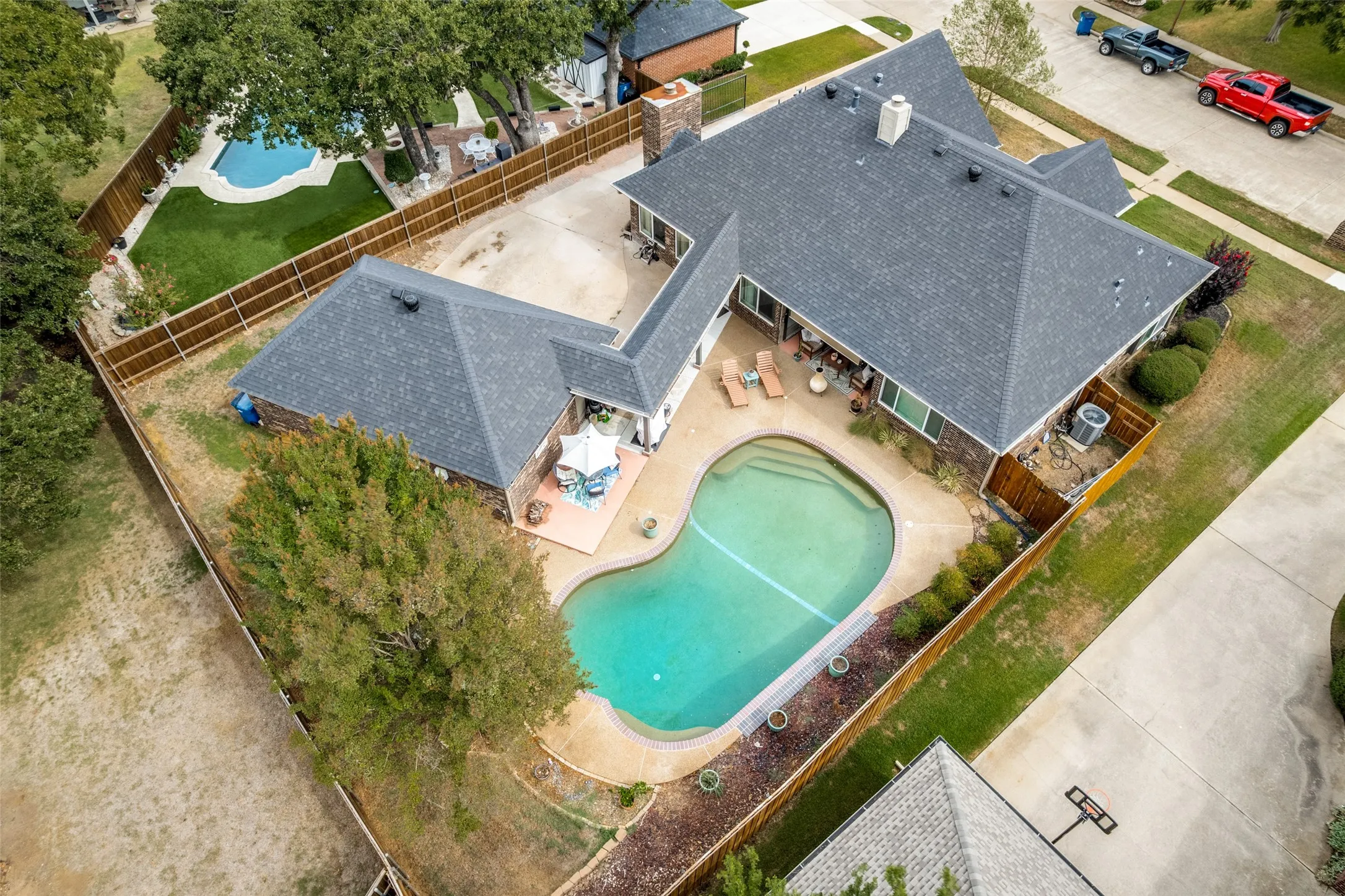 Single Family Residence For Sale in Denton County , 5201 Alexander Drive, Flower Mound, Texas 75028, 3 Bedroom, 2 Bathroom, 3 Garage spaces, 2,056 Sqft, built in 1988, mls#21398307, Real Estate Agent in Flower Mound, Homes For Sale in Denton county, Homes For Sale in Flower Mound, Realtor in Flower Mound Texas, Real Estate Brokerage Independent Realty Texas, Luminita Cordes Realtor