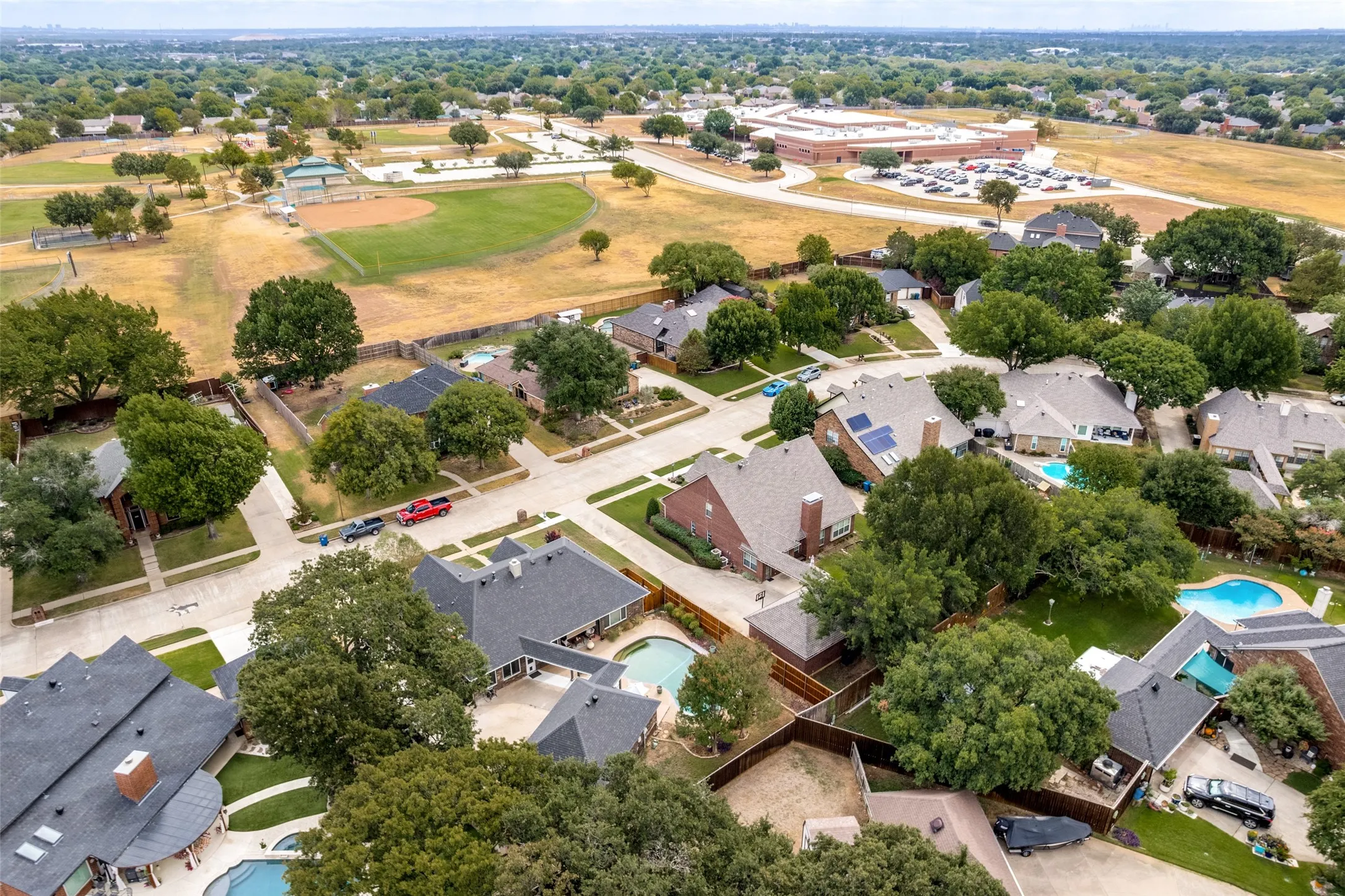 Single Family Residence For Sale in Denton County , 5201 Alexander Drive, Flower Mound, Texas 75028, 3 Bedroom, 2 Bathroom, 3 Garage spaces, 2,056 Sqft, built in 1988, mls#21398307, Real Estate Agent in Flower Mound, Homes For Sale in Denton county, Homes For Sale in Flower Mound, Realtor in Flower Mound Texas, Real Estate Brokerage Independent Realty Texas, Luminita Cordes Realtor