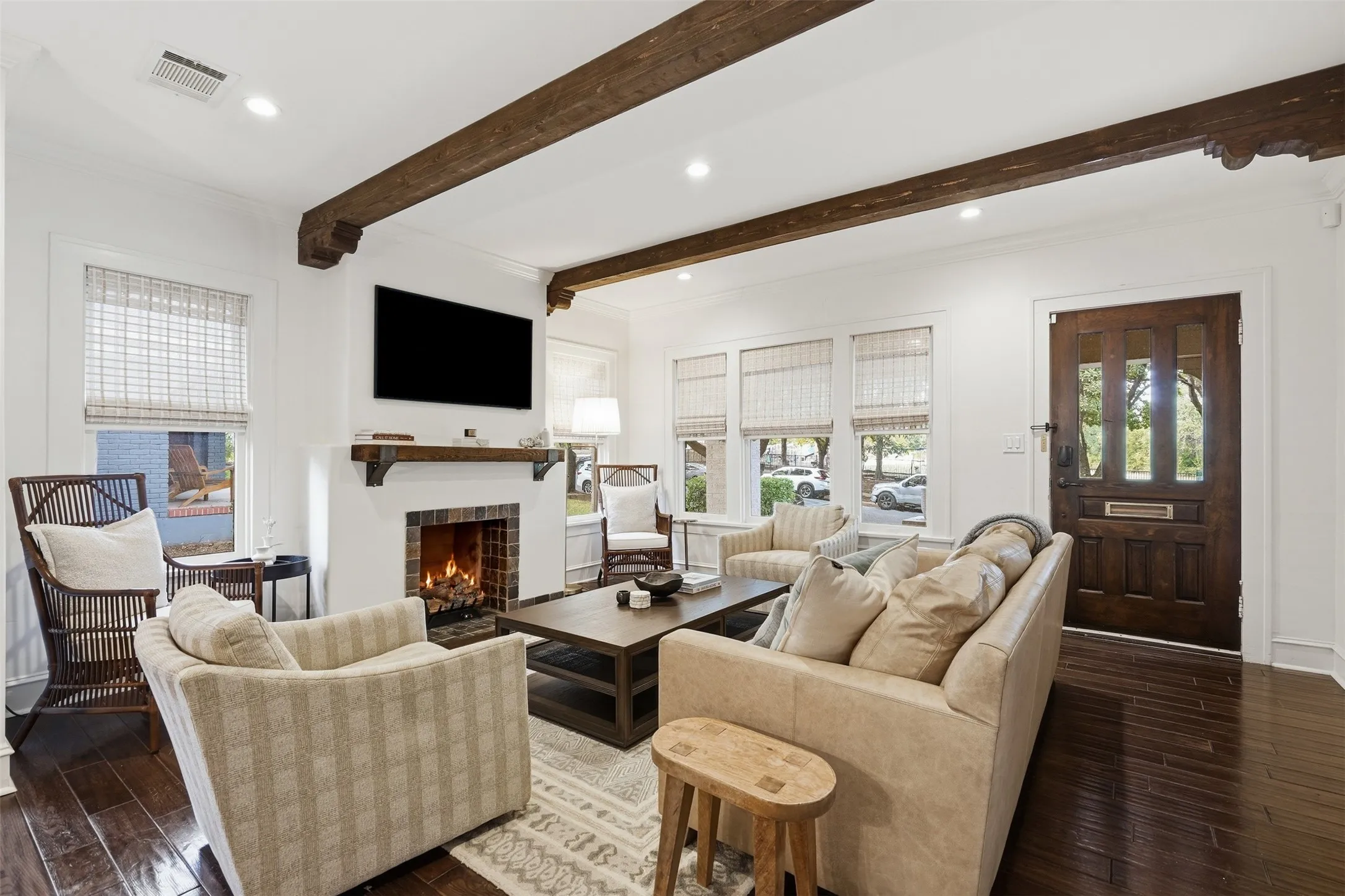 Fire in fireplace virtually added