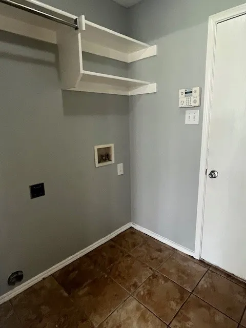 Single Family Residence For Rent in Tarrant County , 814 Elbe Drive, Arlington, Texas 76001, 4 Bedroom, 2 Bathroom, 2 Garage spaces, 1,985 Sqft, built in 2000, mls#21401287, Real Estate Agent in Arlington, Homes For Rent in Tarrant county, Homes For Rent in Arlington, Realtor in Arlington Texas, Real Estate Brokerage Independent Realty Texas, Luminita Cordes Realtor