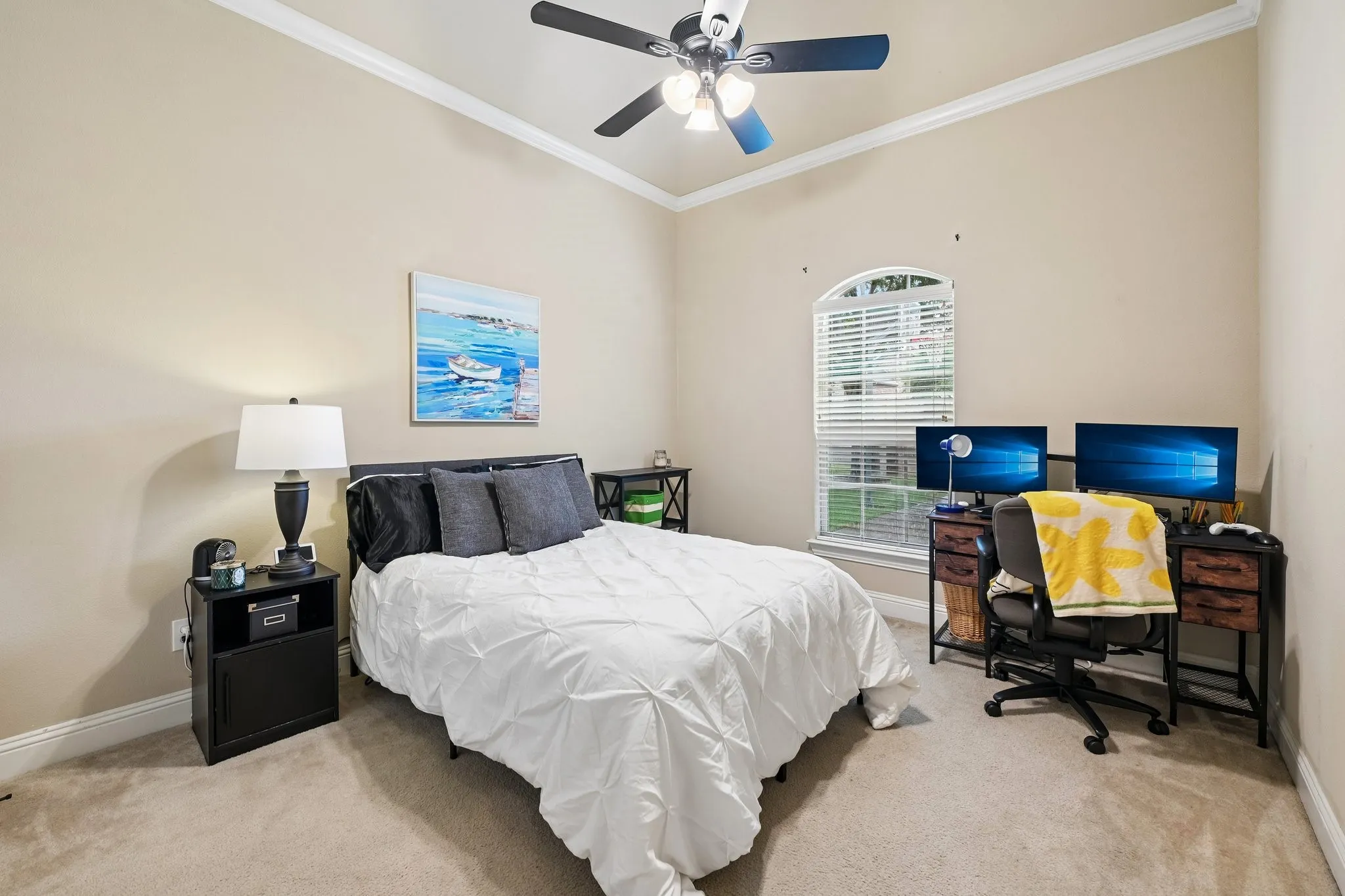 Single Family Residence For Sale in Rockwall County , 3910 Durham Drive, Rockwall, Texas 75087, 4 Bedroom, 3 Bathroom, 3 Garage spaces, 3,119 Sqft, built in 2011, mls#21388744, Real Estate Agent in Rockwall, Homes For Sale in Rockwall county, Homes For Sale in Rockwall, Realtor in Rockwall Texas, Real Estate Brokerage Independent Realty Texas, Luminita Cordes Realtor