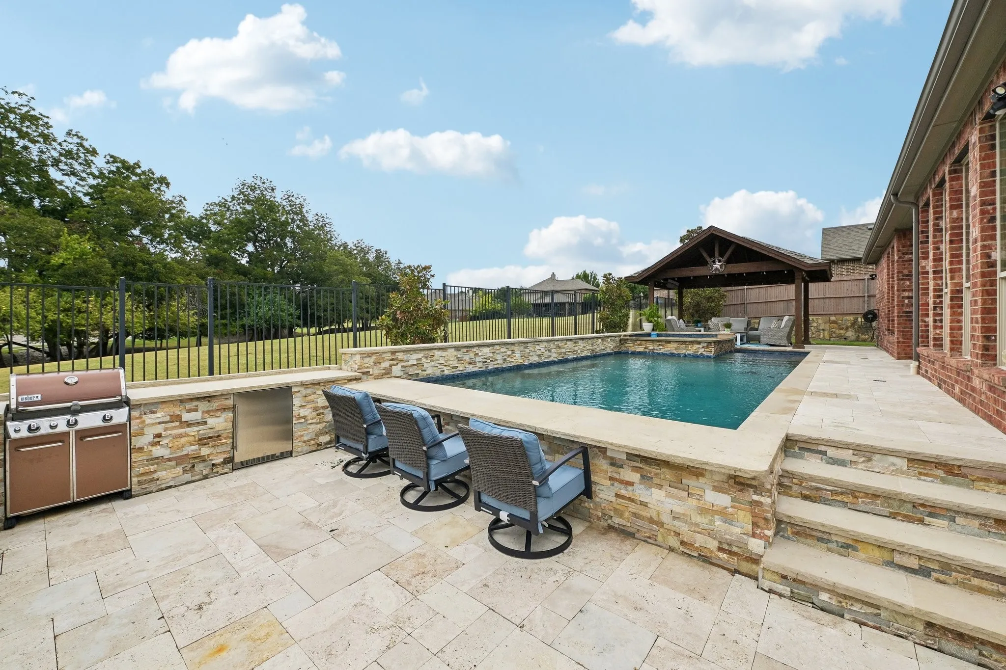 Single Family Residence For Sale in Rockwall County , 3910 Durham Drive, Rockwall, Texas 75087, 4 Bedroom, 3 Bathroom, 3 Garage spaces, 3,119 Sqft, built in 2011, mls#21388744, Real Estate Agent in Rockwall, Homes For Sale in Rockwall county, Homes For Sale in Rockwall, Realtor in Rockwall Texas, Real Estate Brokerage Independent Realty Texas, Luminita Cordes Realtor