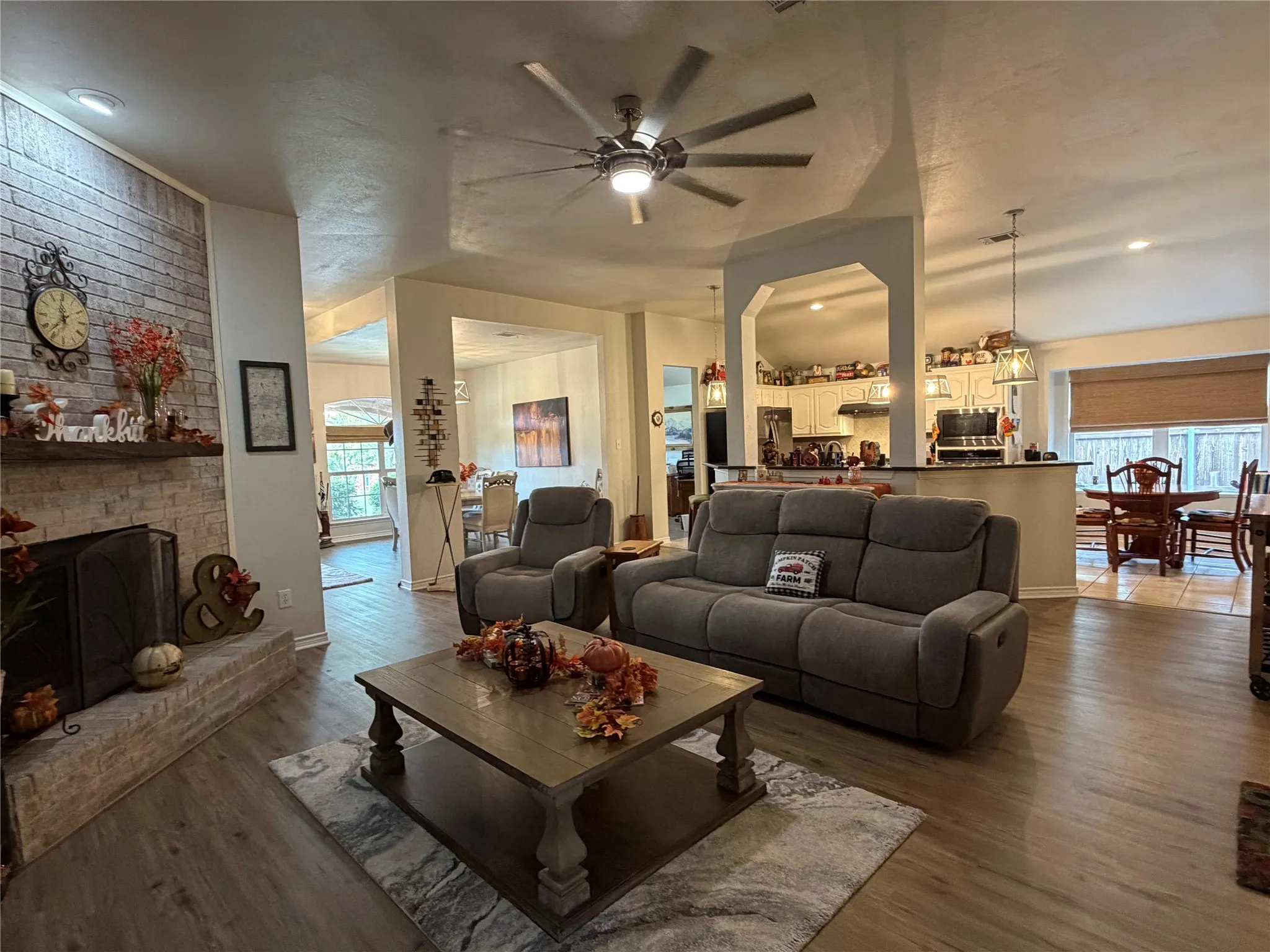 Step Inside to Discover a Wonderful and Open Floor Plan Designed for Effortless Modern Living