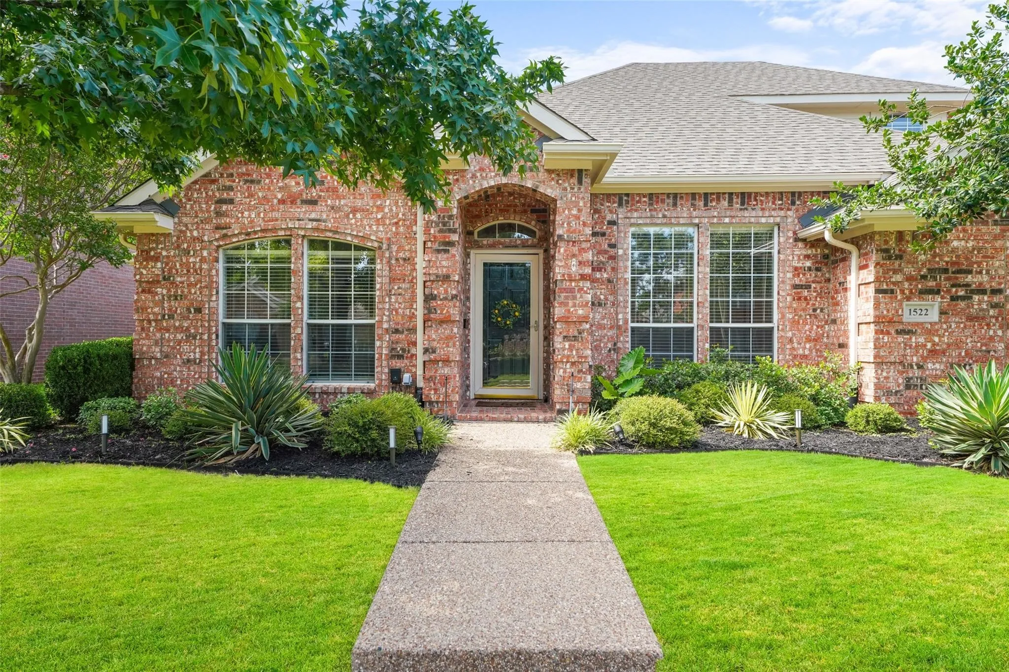 Single Family Residence For Rent in Collin County , 1522 Tanglewood Drive, Allen, Texas 75002, 3 Bedroom, 2 Bathroom, 2 Garage spaces, 2,279 Sqft, built in 2000, mls#21401440, Real Estate Agent in Allen, Homes For Rent in Collin county, Homes For Rent in Allen, Realtor in Allen Texas, Real Estate Brokerage Independent Realty Texas, Luminita Cordes Realtor