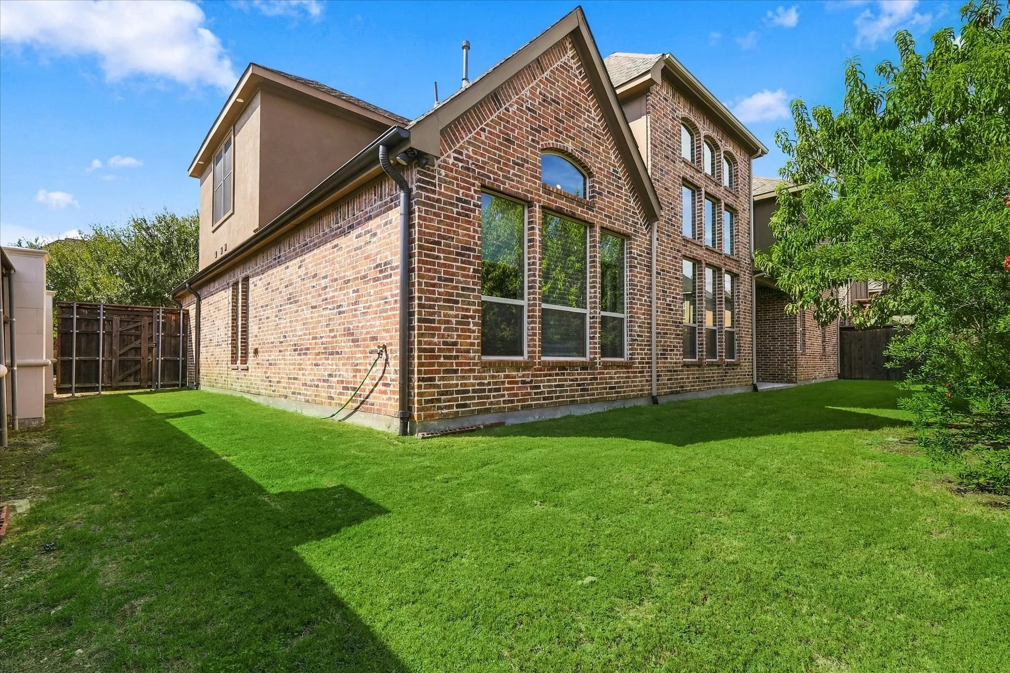 Additional side yard area