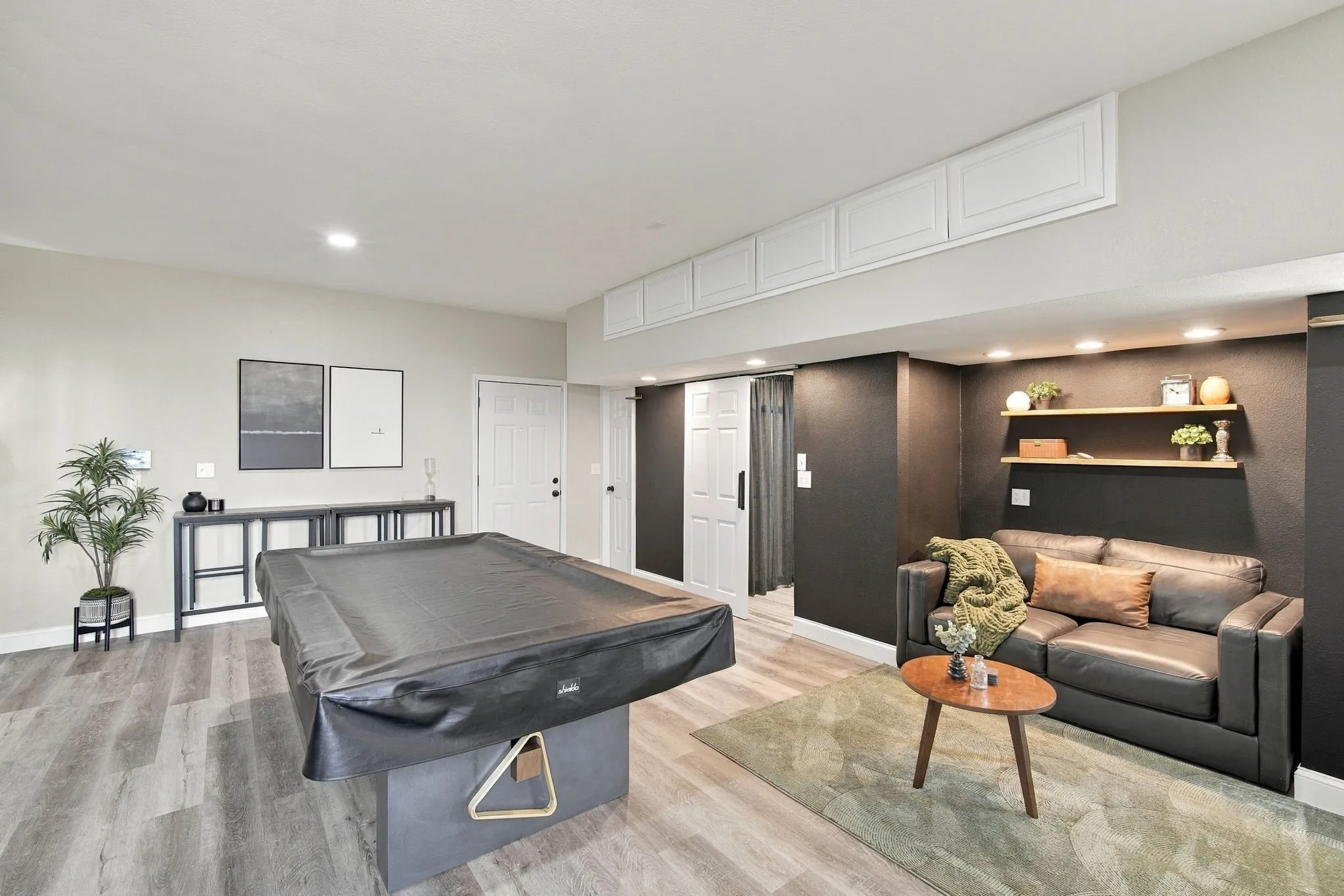 Single Family Residence For Sale in Ellis County , 3231 Fm 66, Waxahachie, Texas 75167, 4 Bedroom, 4 Bathroom, Garage spaces, 2,817 Sqft, built in 2000, mls#21400611, Real Estate Agent in Waxahachie, Homes For Sale in Ellis county, Homes For Sale in Waxahachie, Realtor in Waxahachie Texas, Real Estate Brokerage Independent Realty Texas, Luminita Cordes Realtor