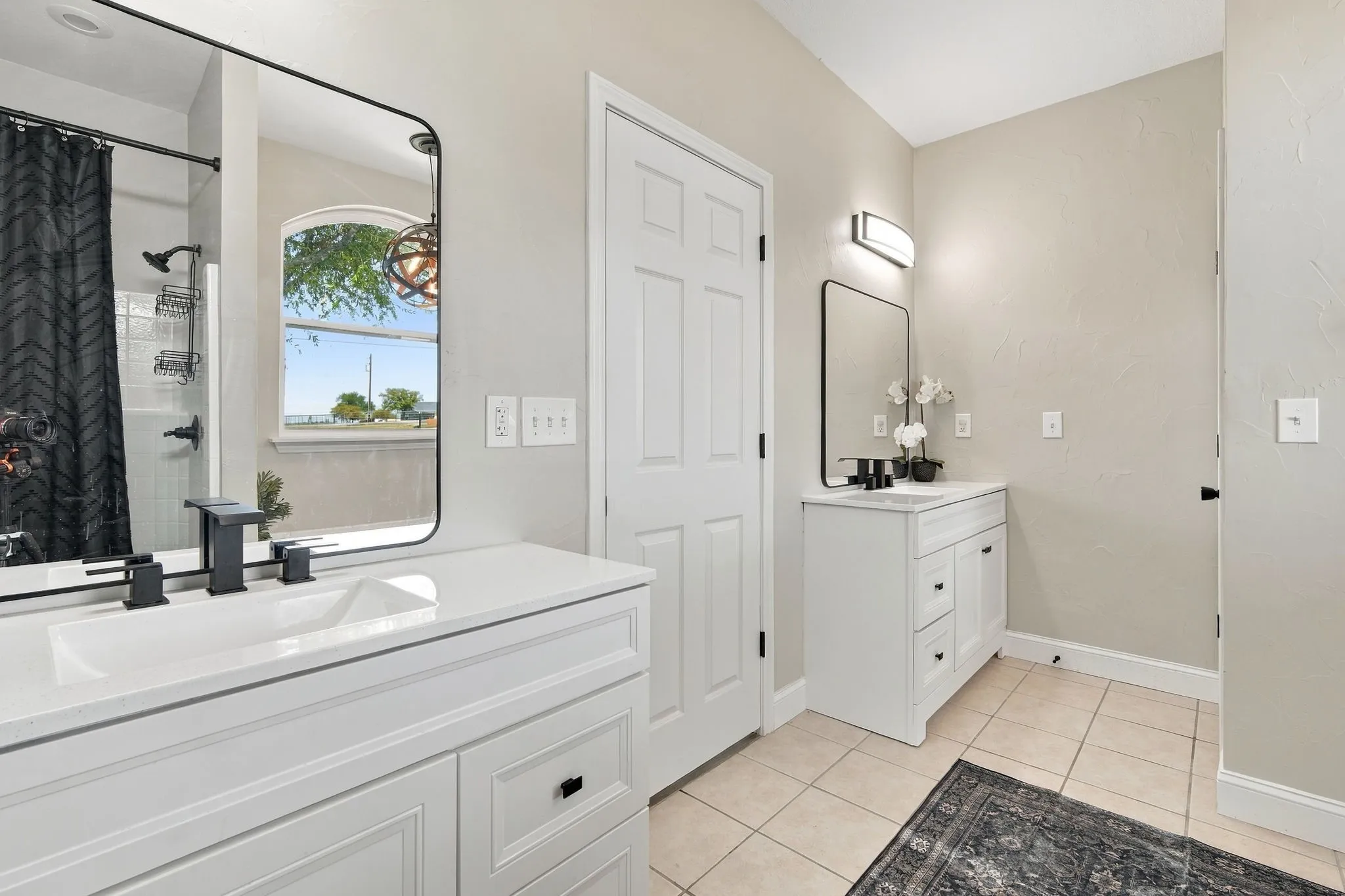 Single Family Residence For Sale in Ellis County , 3231 Fm 66, Waxahachie, Texas 75167, 4 Bedroom, 4 Bathroom, Garage spaces, 2,817 Sqft, built in 2000, mls#21400611, Real Estate Agent in Waxahachie, Homes For Sale in Ellis county, Homes For Sale in Waxahachie, Realtor in Waxahachie Texas, Real Estate Brokerage Independent Realty Texas, Luminita Cordes Realtor