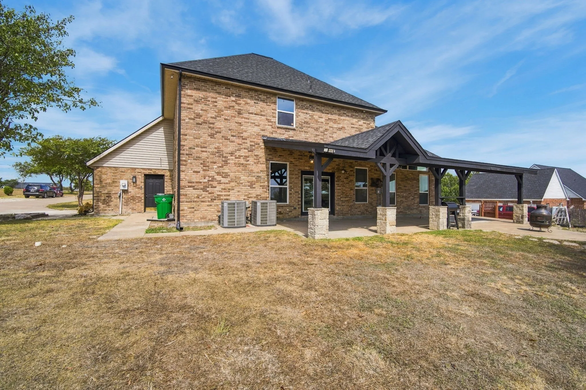 Single Family Residence For Sale in Ellis County , 3231 Fm 66, Waxahachie, Texas 75167, 4 Bedroom, 4 Bathroom, Garage spaces, 2,817 Sqft, built in 2000, mls#21400611, Real Estate Agent in Waxahachie, Homes For Sale in Ellis county, Homes For Sale in Waxahachie, Realtor in Waxahachie Texas, Real Estate Brokerage Independent Realty Texas, Luminita Cordes Realtor