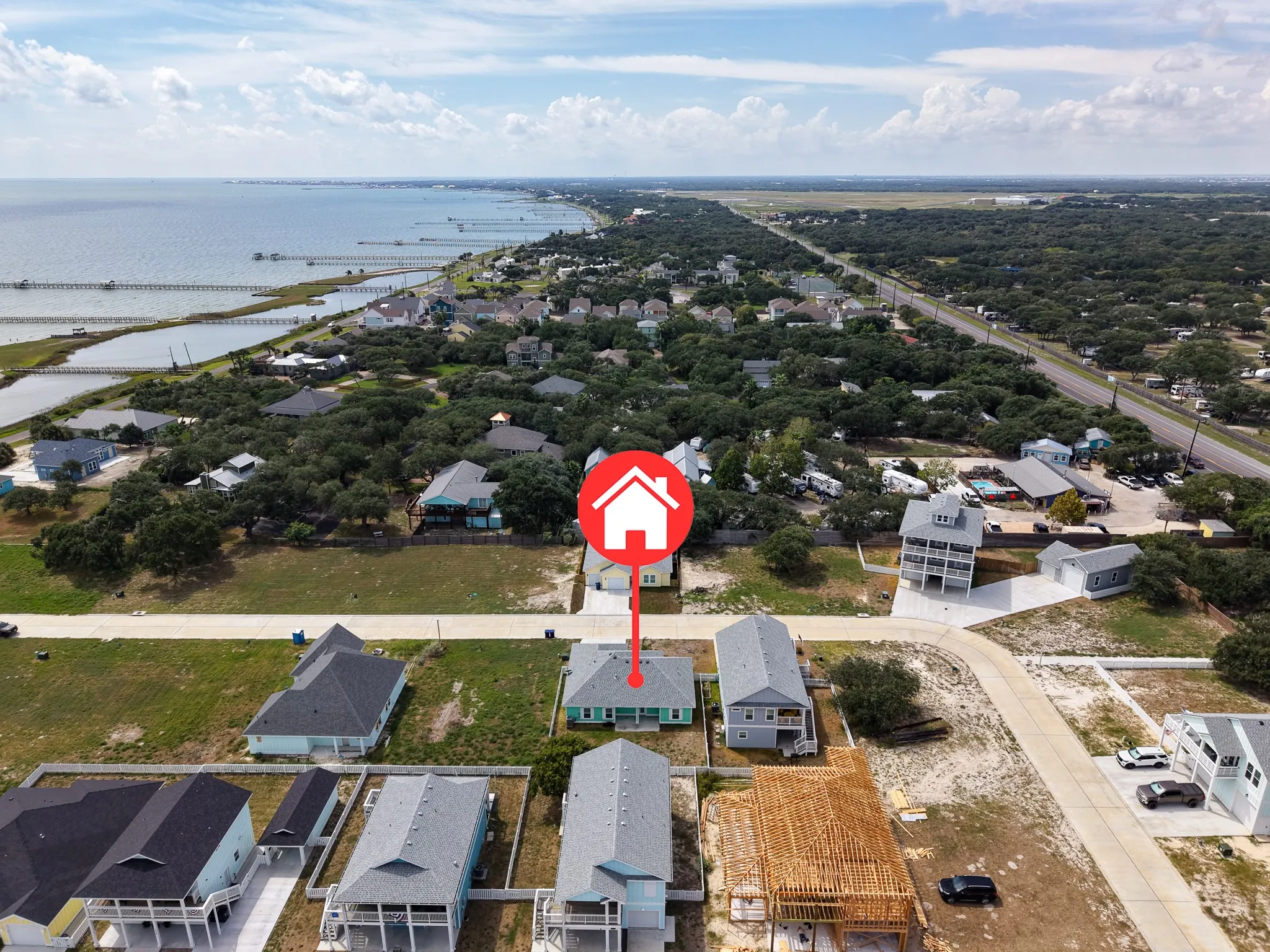 Single Family Residence For Rent in Aransas County , 136 Breezeway Drive, Rockport, Texas 78382, 3 Bedroom, 2 Bathroom, 2 Garage spaces, 1,330 Sqft, built in 2023, mls#21399873, Real Estate Agent in Rockport, Homes For Rent in Aransas county, Homes For Rent in Rockport, Realtor in Rockport Texas, Real Estate Brokerage Independent Realty Texas, Luminita Cordes Realtor