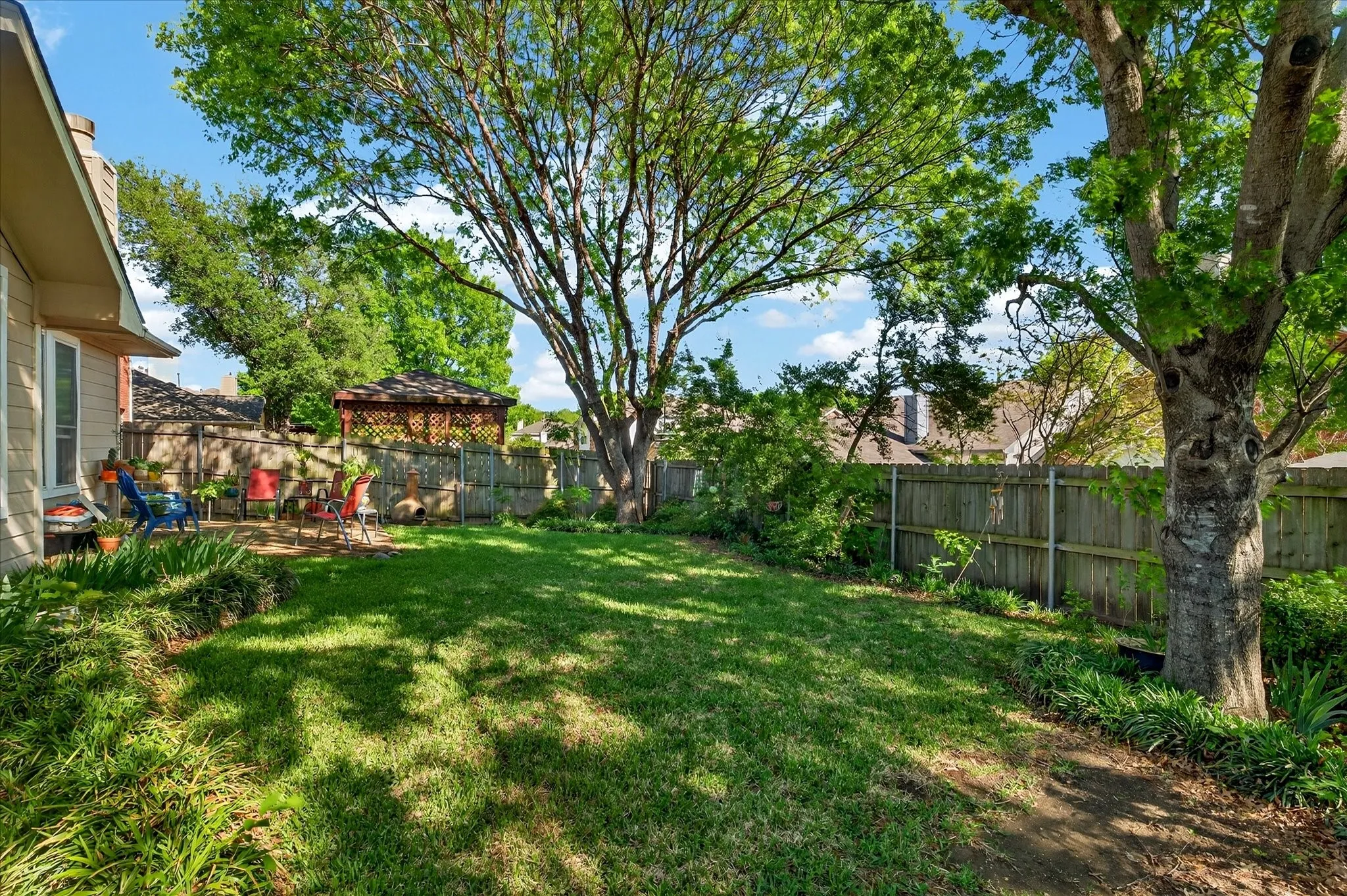 Single Family Residence For Sale in Collin County , 3329 Woodglen Drive, Mc Kinney, Texas 75071, 4 Bedroom, 2 Bathroom, 2 Garage spaces, 2,343 Sqft, built in 1998, mls#21401454, Real Estate Agent in Mc Kinney, Homes For Sale in Collin county, Homes For Sale in Mc Kinney, Realtor in Mc Kinney Texas, Real Estate Brokerage Independent Realty Texas, Luminita Cordes Realtor