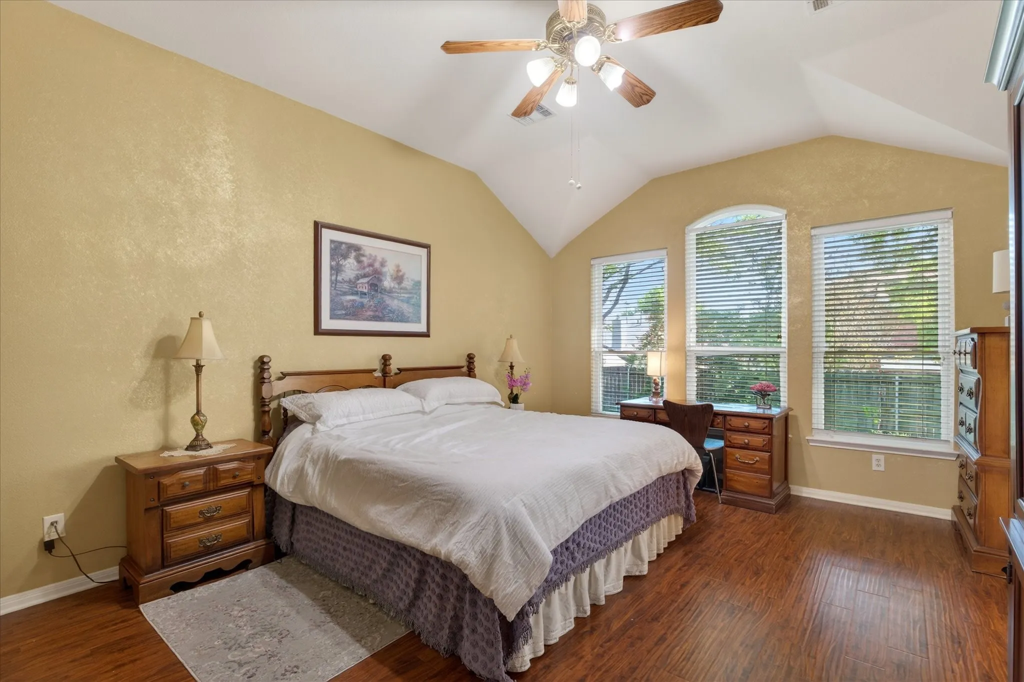 Single Family Residence For Sale in Collin County , 3329 Woodglen Drive, Mc Kinney, Texas 75071, 4 Bedroom, 2 Bathroom, 2 Garage spaces, 2,343 Sqft, built in 1998, mls#21401454, Real Estate Agent in Mc Kinney, Homes For Sale in Collin county, Homes For Sale in Mc Kinney, Realtor in Mc Kinney Texas, Real Estate Brokerage Independent Realty Texas, Luminita Cordes Realtor