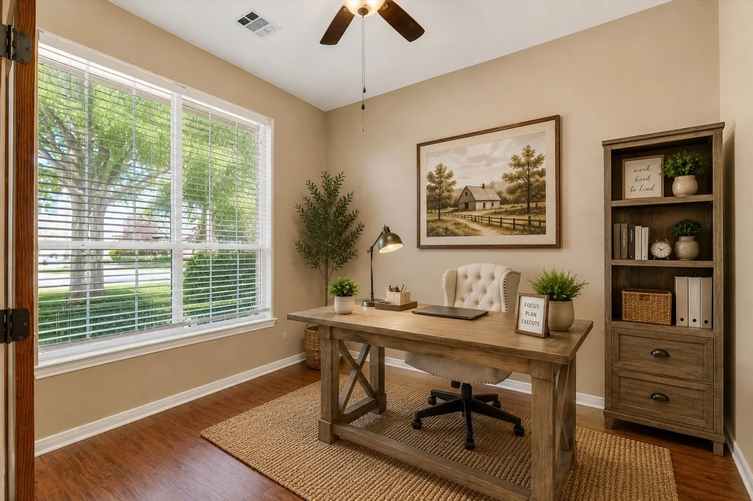 Single Family Residence For Sale in Collin County , 3329 Woodglen Drive, Mc Kinney, Texas 75071, 4 Bedroom, 2 Bathroom, 2 Garage spaces, 2,343 Sqft, built in 1998, mls#21401454, Real Estate Agent in Mc Kinney, Homes For Sale in Collin county, Homes For Sale in Mc Kinney, Realtor in Mc Kinney Texas, Real Estate Brokerage Independent Realty Texas, Luminita Cordes Realtor
