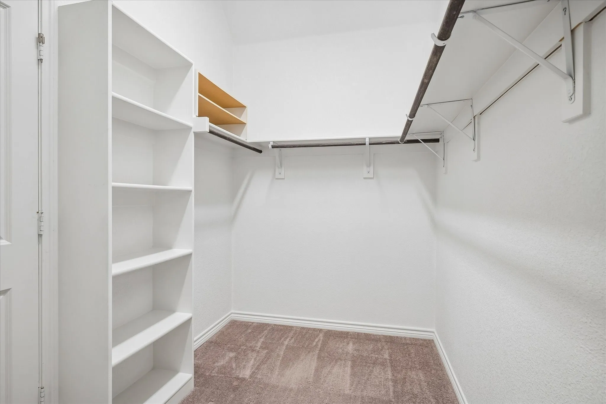 Single Family Residence For Sale in Tarrant County , 5120 Cantle Court, Fort Worth, Texas 76036, 3 Bedroom, 2 Bathroom, 2 Garage spaces, 2,126 Sqft, built in 2020, mls#21401467, Real Estate Agent in Fort Worth, Homes For Sale in Tarrant county, Homes For Sale in Fort Worth, Realtor in Fort Worth Texas, Real Estate Brokerage Independent Realty Texas, Luminita Cordes Realtor