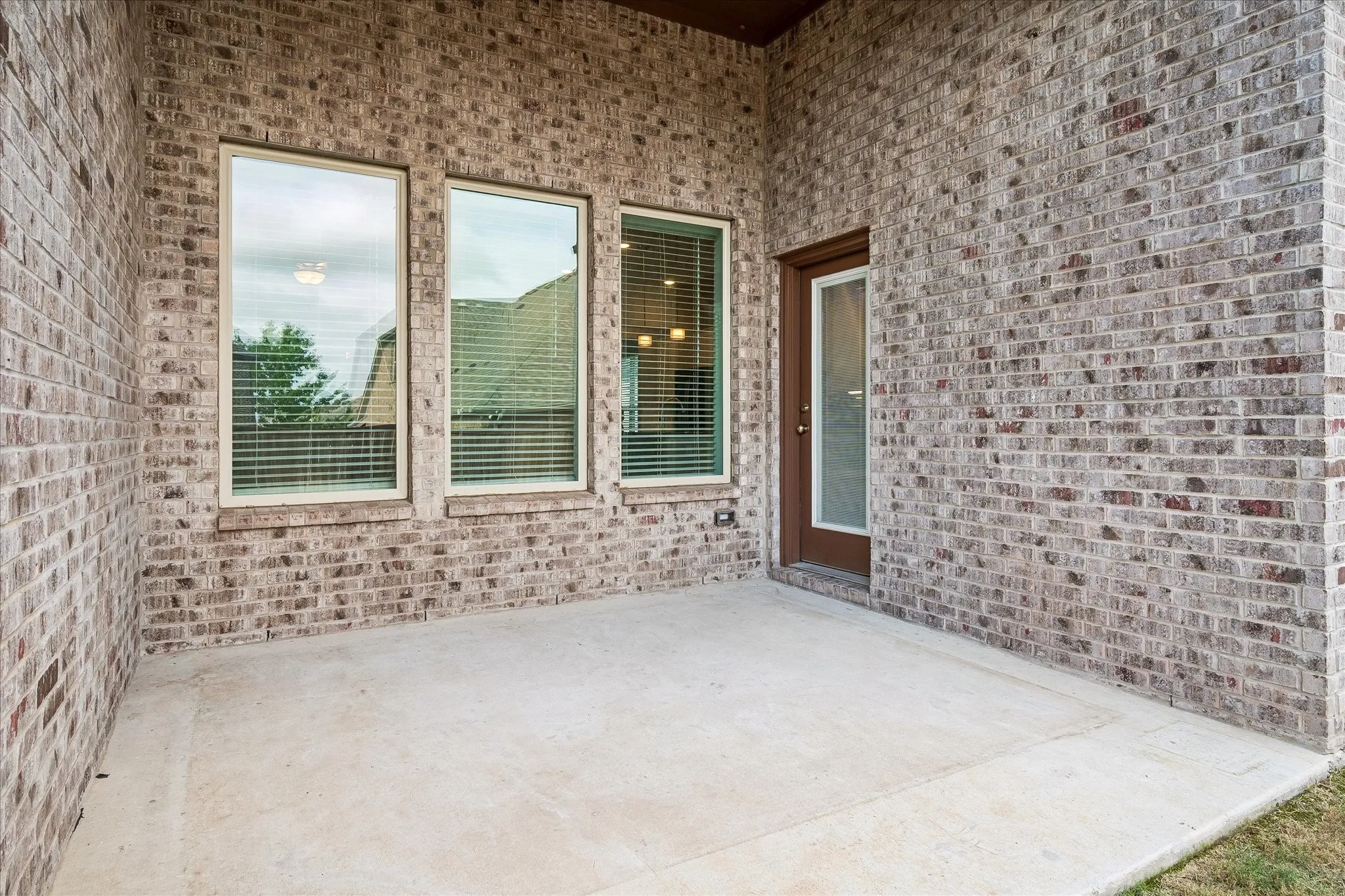 Single Family Residence For Sale in Tarrant County , 5120 Cantle Court, Fort Worth, Texas 76036, 3 Bedroom, 2 Bathroom, 2 Garage spaces, 2,126 Sqft, built in 2020, mls#21401467, Real Estate Agent in Fort Worth, Homes For Sale in Tarrant county, Homes For Sale in Fort Worth, Realtor in Fort Worth Texas, Real Estate Brokerage Independent Realty Texas, Luminita Cordes Realtor