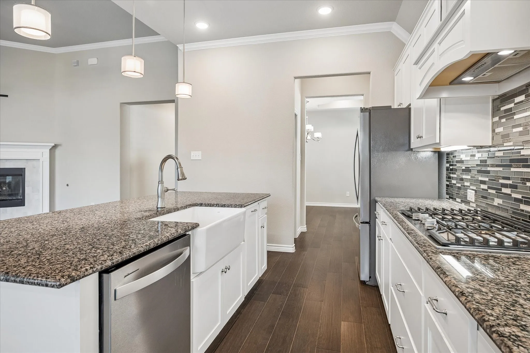 Single Family Residence For Sale in Tarrant County , 5120 Cantle Court, Fort Worth, Texas 76036, 3 Bedroom, 2 Bathroom, 2 Garage spaces, 2,126 Sqft, built in 2020, mls#21401467, Real Estate Agent in Fort Worth, Homes For Sale in Tarrant county, Homes For Sale in Fort Worth, Realtor in Fort Worth Texas, Real Estate Brokerage Independent Realty Texas, Luminita Cordes Realtor