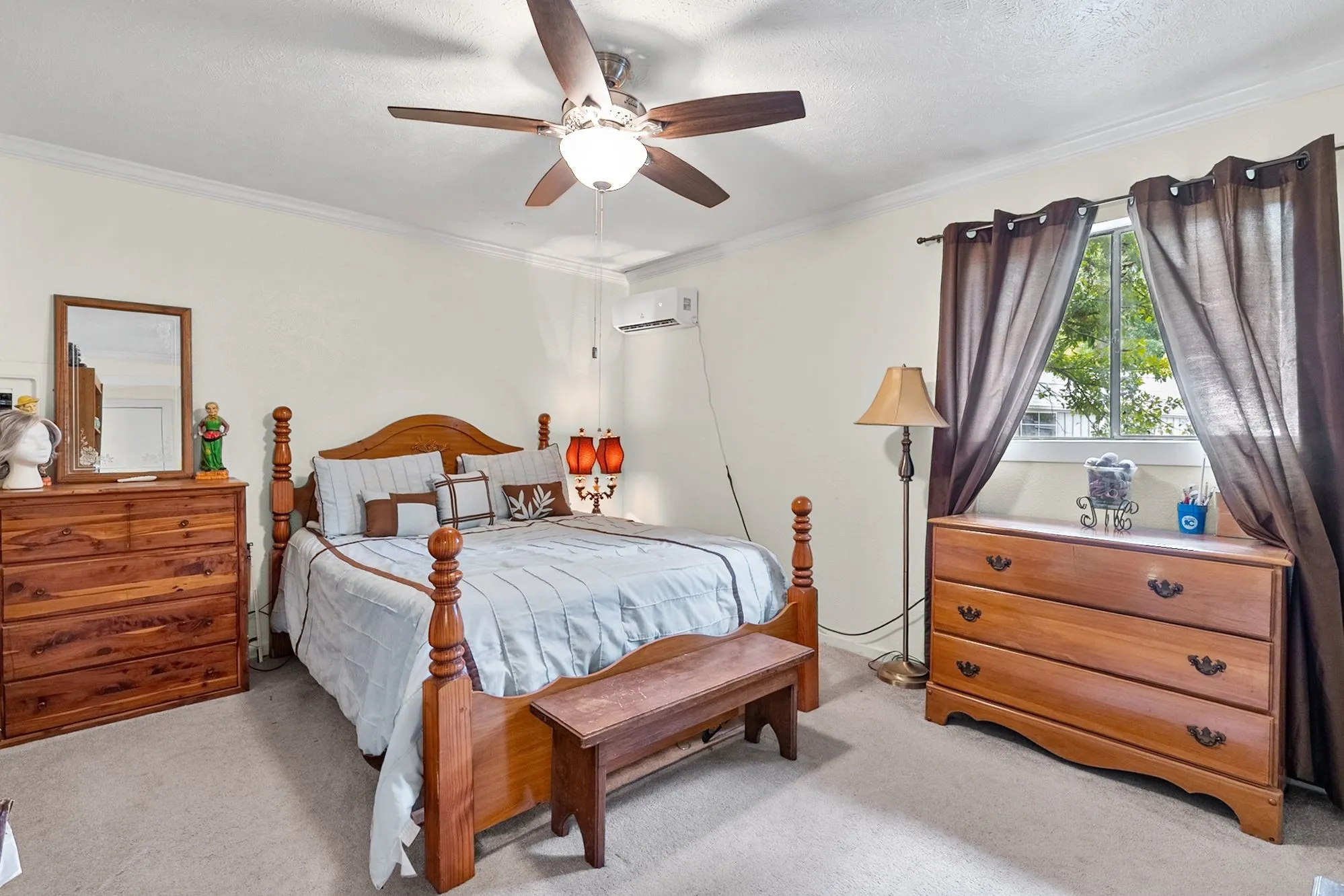 Single Family Residence For Sale in Hunt County , 2757 Lancer Road, Greenville, Texas 75401, 4 Bedroom, 3 Bathroom, Garage spaces, 4,196 Sqft, built in 1975, mls#21401252, Real Estate Agent in Greenville, Homes For Sale in Hunt county, Homes For Sale in Greenville, Realtor in Greenville Texas, Real Estate Brokerage Independent Realty Texas, Luminita Cordes Realtor