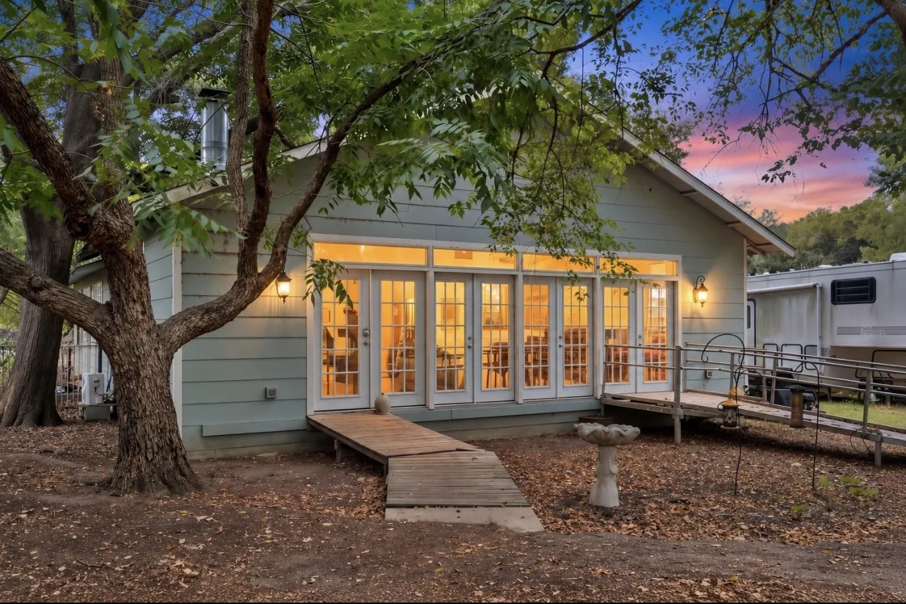 Guest House