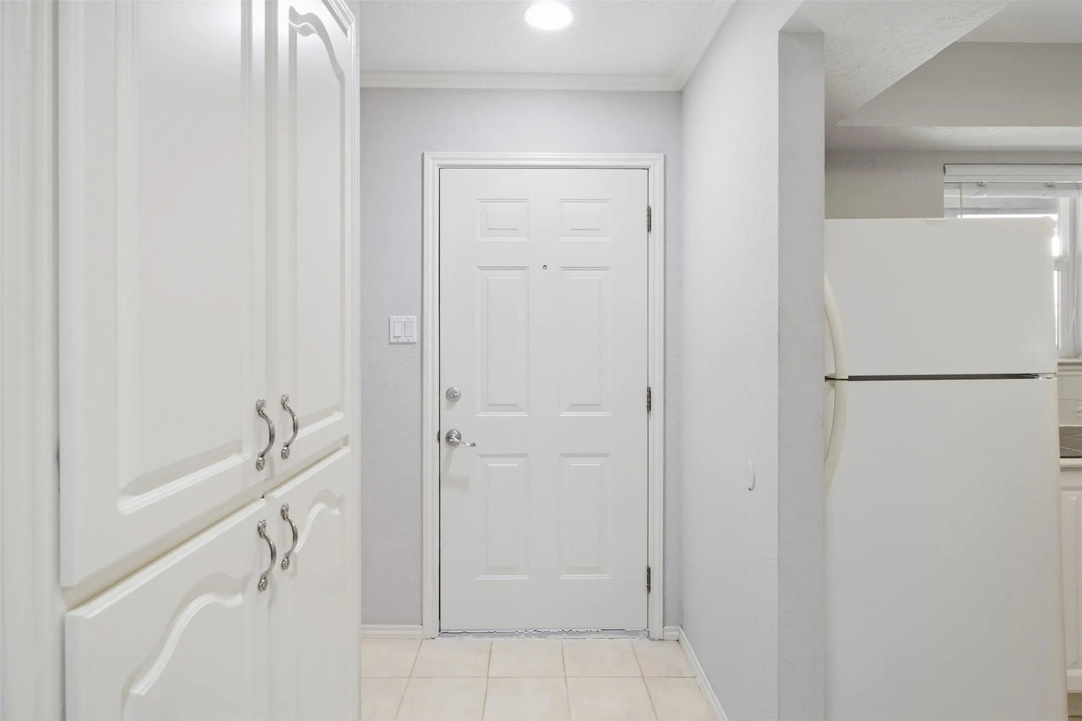 Condominium For Rent in Tarrant County , 2732 Copper Creek Drive 202, Arlington, Texas 76006, 2 Bedroom, 2 Bathroom, Garage spaces, 952 Sqft, built in 1983, mls#21401209, Real Estate Agent in Arlington, Homes For Rent in Tarrant county, Homes For Rent in Arlington, Realtor in Arlington Texas, Real Estate Brokerage Independent Realty Texas, Luminita Cordes Realtor
