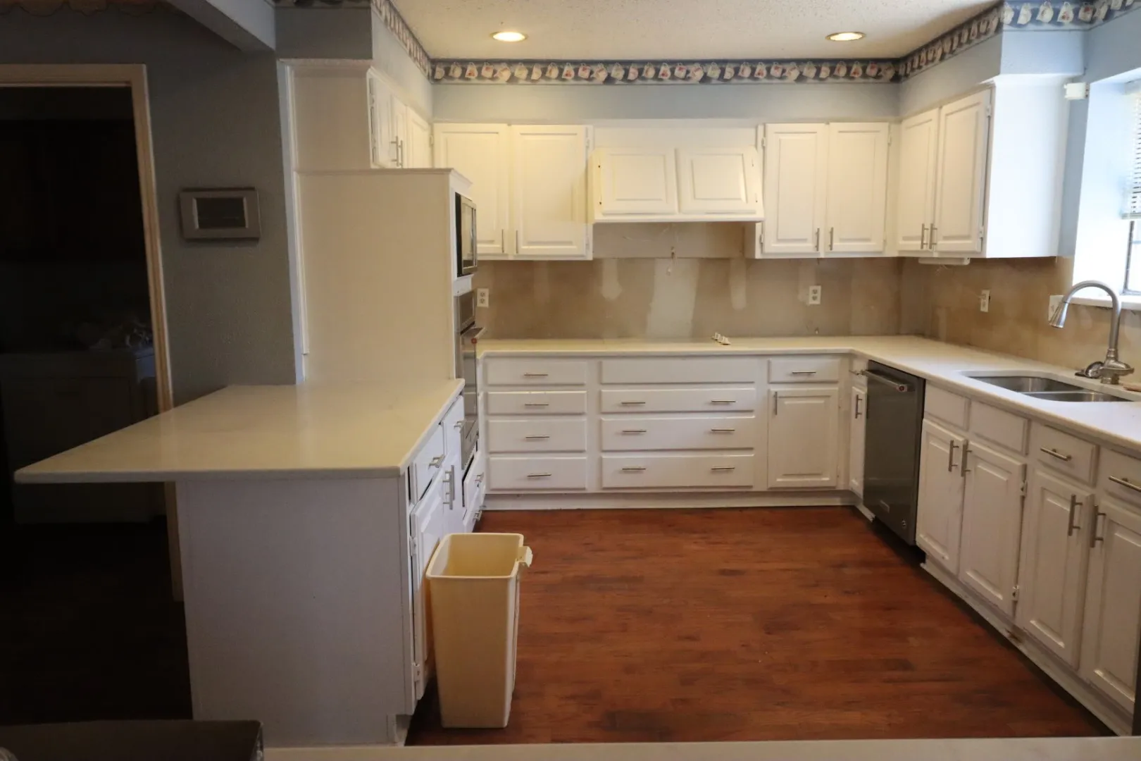 Single Family Residence For Sale in Collin County , 3709 Racquet Court, Plano, Texas 75023, 3 Bedroom, 2 Bathroom, 2 Garage spaces, 1,893 Sqft, built in 1984, mls#21401378, Real Estate Agent in Plano, Homes For Sale in Collin county, Homes For Sale in Plano, Realtor in Plano Texas, Real Estate Brokerage Independent Realty Texas, Luminita Cordes Realtor