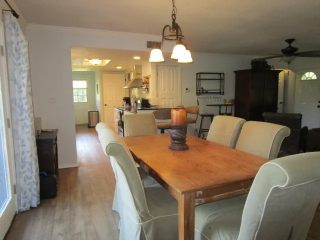 Single Family Residence For Rent in Hill County , 1311 Overlook Drive, Whitney, Texas 76692, 4 Bedroom, 3 Bathroom, 2 Garage spaces, 1,846 Sqft, built in 1996, mls#21401475, Real Estate Agent in Whitney, Homes For Rent in Hill county, Homes For Rent in Whitney, Realtor in Whitney Texas, Real Estate Brokerage Independent Realty Texas, Luminita Cordes Realtor