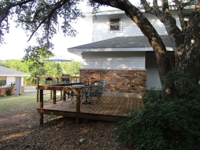 Single Family Residence For Rent in Hill County , 1311 Overlook Drive, Whitney, Texas 76692, 4 Bedroom, 3 Bathroom, 2 Garage spaces, 1,846 Sqft, built in 1996, mls#21401475, Real Estate Agent in Whitney, Homes For Rent in Hill county, Homes For Rent in Whitney, Realtor in Whitney Texas, Real Estate Brokerage Independent Realty Texas, Luminita Cordes Realtor