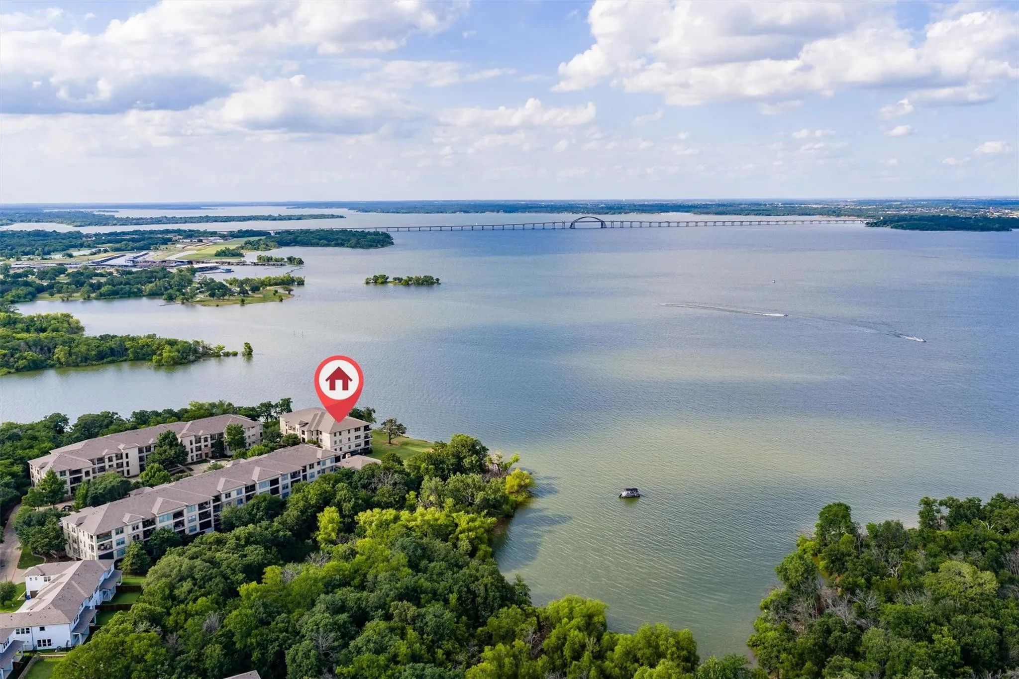 Condominium For Rent in Denton County , 500 Waters Edge Drive 313, Lake Dallas, Texas 75065, 3 Bedroom, 2 Bathroom, 2 Garage spaces, 1,696 Sqft, built in 2014, mls#21397640, Real Estate Agent in Lake Dallas, Homes For Rent in Denton county, Homes For Rent in Lake Dallas, Realtor in Lake Dallas Texas, Real Estate Brokerage Independent Realty Texas, Luminita Cordes Realtor