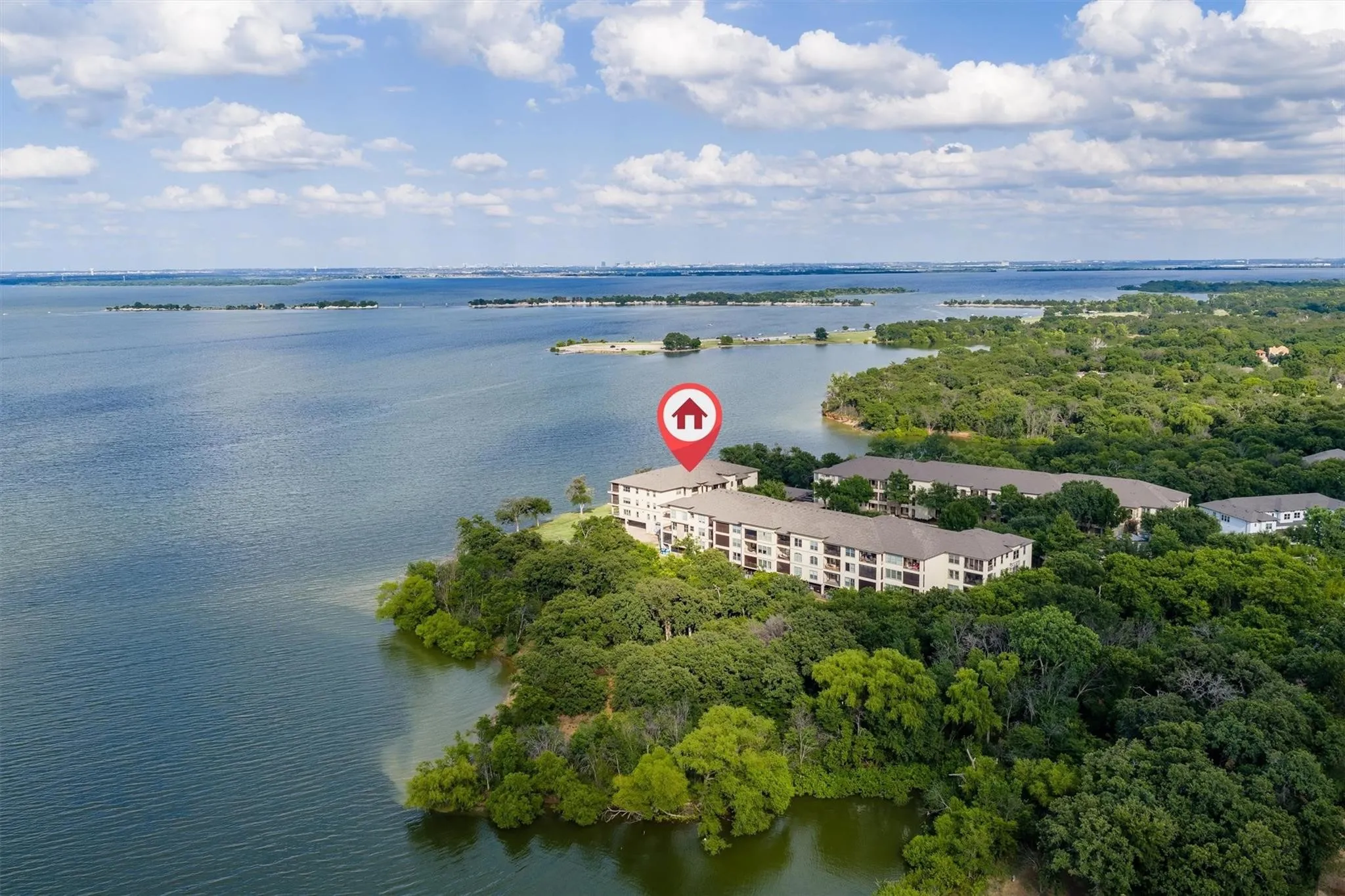 Condominium For Rent in Denton County , 500 Waters Edge Drive 313, Lake Dallas, Texas 75065, 3 Bedroom, 2 Bathroom, 2 Garage spaces, 1,696 Sqft, built in 2014, mls#21397640, Real Estate Agent in Lake Dallas, Homes For Rent in Denton county, Homes For Rent in Lake Dallas, Realtor in Lake Dallas Texas, Real Estate Brokerage Independent Realty Texas, Luminita Cordes Realtor