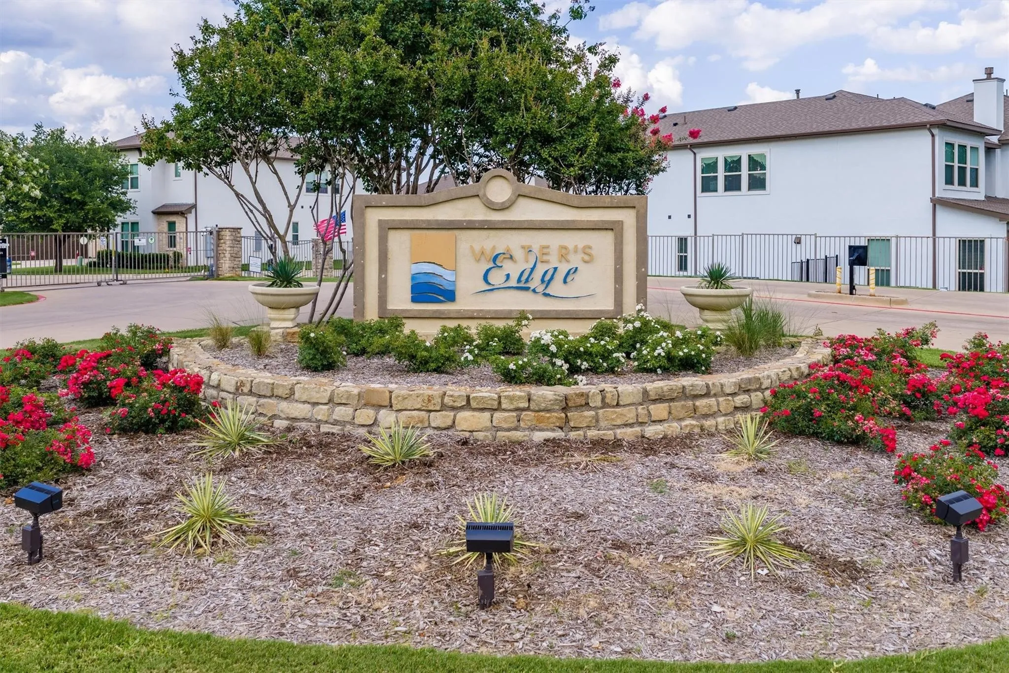 Condominium For Rent in Denton County , 500 Waters Edge Drive 313, Lake Dallas, Texas 75065, 3 Bedroom, 2 Bathroom, 2 Garage spaces, 1,696 Sqft, built in 2014, mls#21397640, Real Estate Agent in Lake Dallas, Homes For Rent in Denton county, Homes For Rent in Lake Dallas, Realtor in Lake Dallas Texas, Real Estate Brokerage Independent Realty Texas, Luminita Cordes Realtor