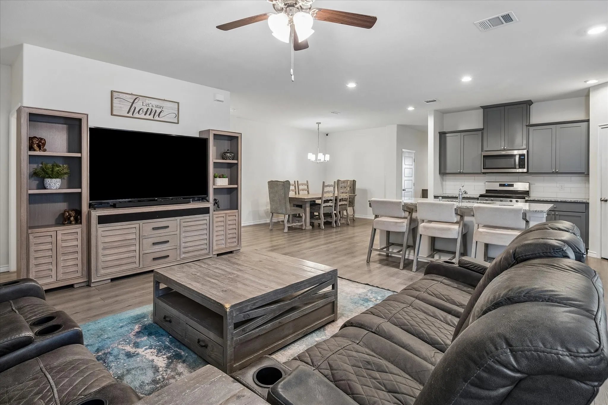 Single Family Residence For Sale in Collin County , 2195 Agarita Way, Princeton, Texas 75407, 4 Bedroom, 3 Bathroom, 2 Garage spaces, 2,089 Sqft, built in 2021, mls#21400711, Real Estate Agent in Princeton, Homes For Sale in Collin county, Homes For Sale in Princeton, Realtor in Princeton Texas, Real Estate Brokerage Independent Realty Texas, Luminita Cordes Realtor