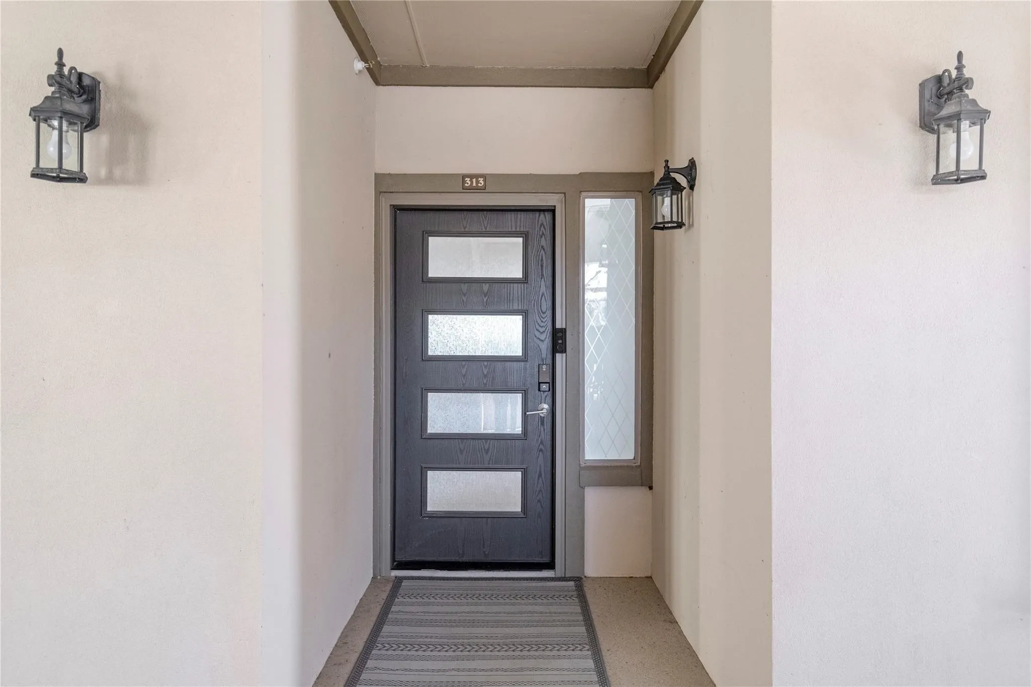 Condominium For Sale in Denton County , 500 Waters Edge Drive 313, Lake Dallas, Texas 75065, 3 Bedroom, 2 Bathroom, 2 Garage spaces, 1,696 Sqft, built in 2014, mls#21397625, Real Estate Agent in Lake Dallas, Homes For Sale in Denton county, Homes For Sale in Lake Dallas, Realtor in Lake Dallas Texas, Real Estate Brokerage Independent Realty Texas, Luminita Cordes Realtor