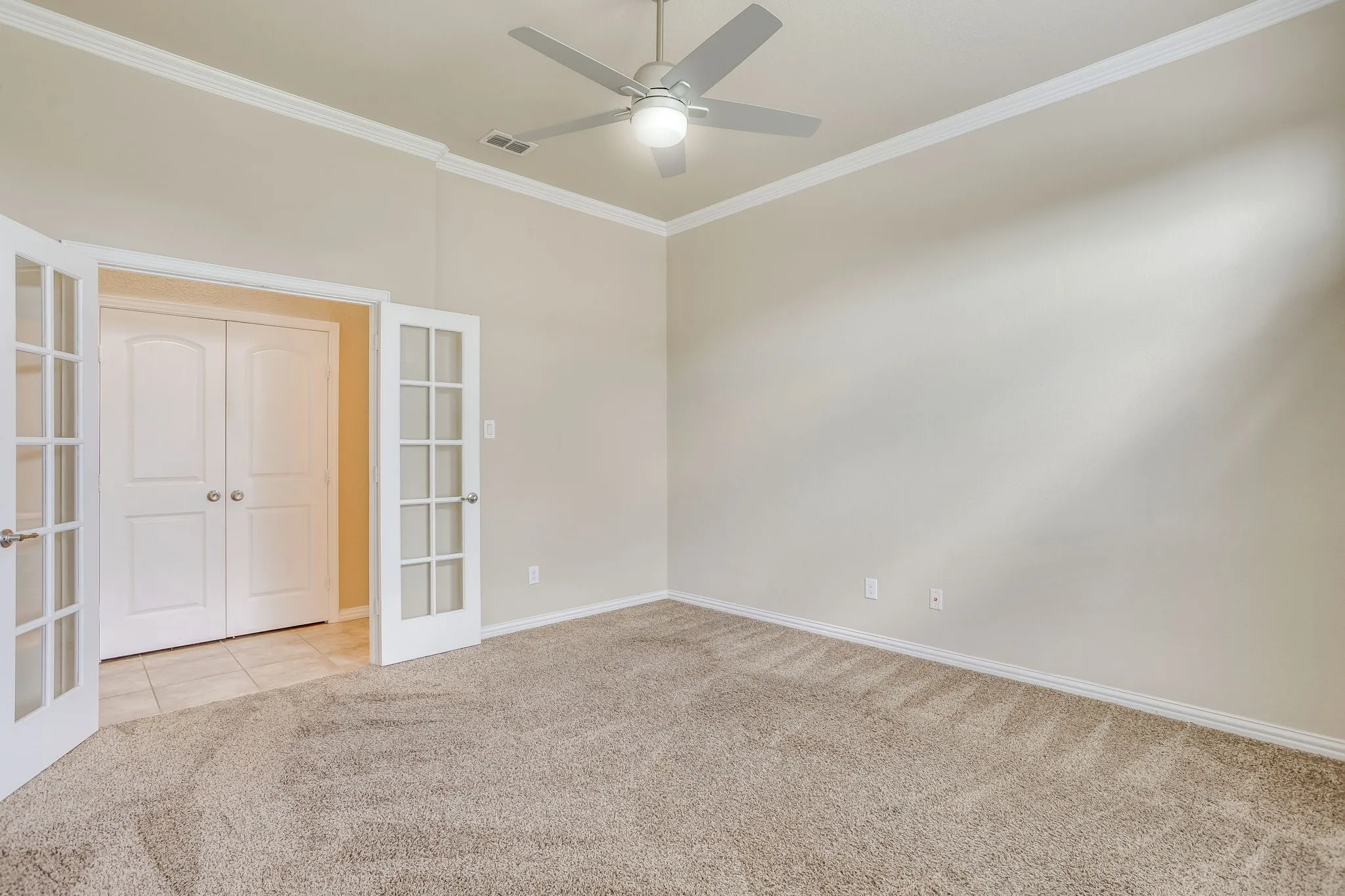 Single Family Residence For Sale in Parker County , 133 Mineral Point Drive, Aledo, Texas 76008, 3 Bedroom, 3 Bathroom, 2 Garage spaces, 2,210 Sqft, built in 2016, mls#21401470, Real Estate Agent in Aledo, Homes For Sale in Parker county, Homes For Sale in Aledo, Realtor in Aledo Texas, Real Estate Brokerage Independent Realty Texas, Luminita Cordes Realtor