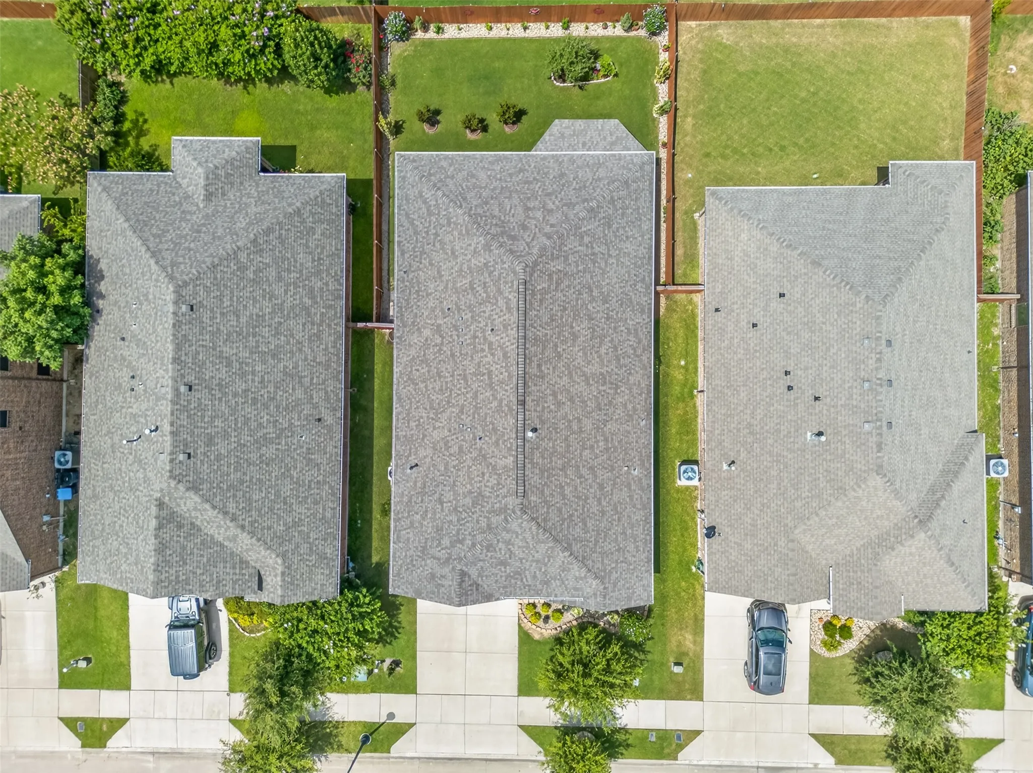Single Family Residence For Sale in Parker County , 133 Mineral Point Drive, Aledo, Texas 76008, 3 Bedroom, 3 Bathroom, 2 Garage spaces, 2,210 Sqft, built in 2016, mls#21401470, Real Estate Agent in Aledo, Homes For Sale in Parker county, Homes For Sale in Aledo, Realtor in Aledo Texas, Real Estate Brokerage Independent Realty Texas, Luminita Cordes Realtor