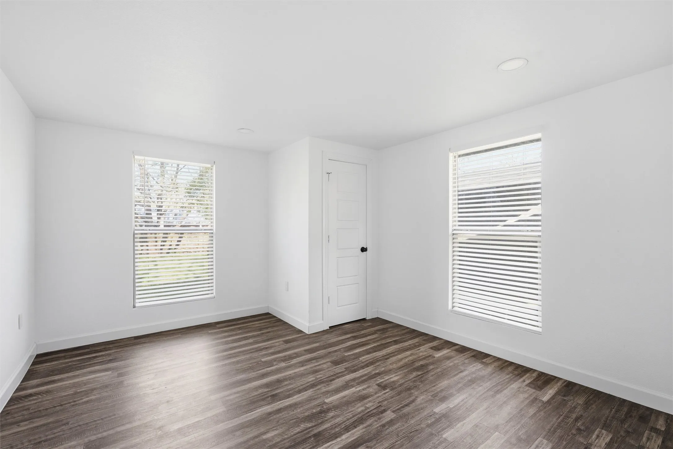 Single Family Residence For Rent in Limestone County , 300 S 2nd Street, Tehuacana, Texas 76686, 3 Bedroom, 2 Bathroom, Garage spaces, 1,496 Sqft, built in 1951, mls#21401407, Real Estate Agent in Tehuacana, Homes For Rent in Limestone county, Homes For Rent in Tehuacana, Realtor in Tehuacana Texas, Real Estate Brokerage Independent Realty Texas, Luminita Cordes Realtor