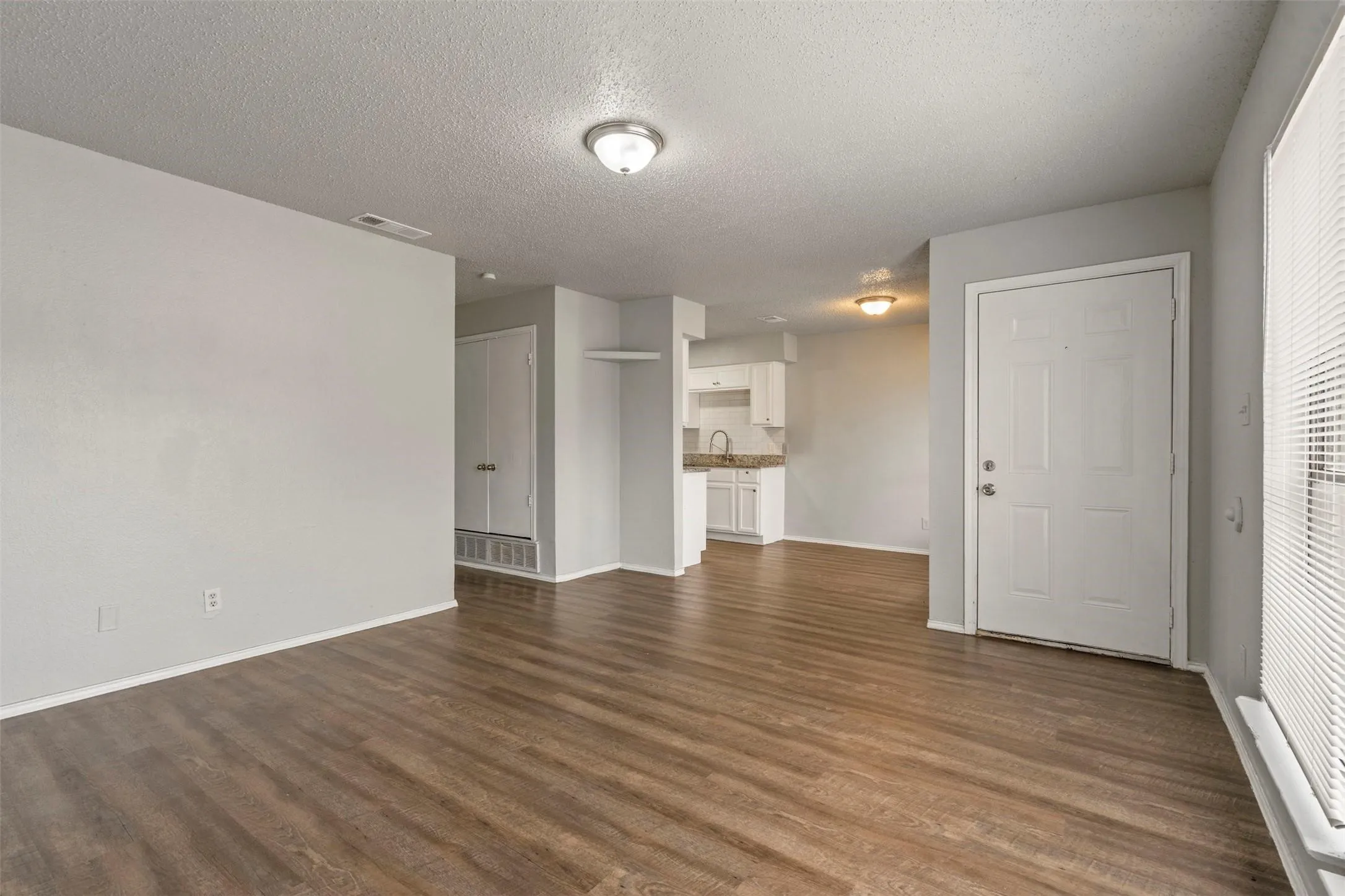 Quadruplex For Sale in Tarrant County , 143 Allencrest Drive, White Settlement, Texas 76108, 12 Bedroom, 8 Bathroom, Garage spaces, 4,256 Sqft, built in 1985, mls#21401371, Real Estate Agent in White Settlement, Homes For Sale in Tarrant county, Homes For Sale in White Settlement, Realtor in White Settlement Texas, Real Estate Brokerage Independent Realty Texas, Luminita Cordes Realtor