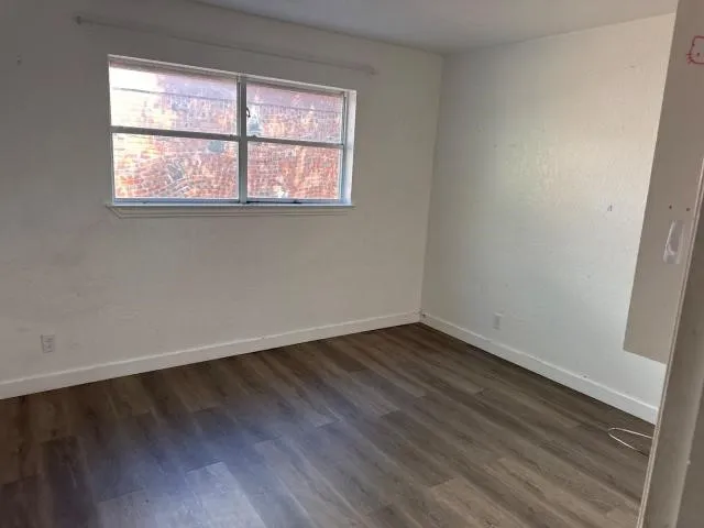 Single Family Residence For Sale in Tarrant County , 5232 Cockrell Avenue, Fort Worth, Texas 76133, 4 Bedroom, 2 Bathroom, Garage spaces, 2,107 Sqft, built in 1961, mls#21401496, Real Estate Agent in Fort Worth, Homes For Sale in Tarrant county, Homes For Sale in Fort Worth, Realtor in Fort Worth Texas, Real Estate Brokerage Independent Realty Texas, Luminita Cordes Realtor