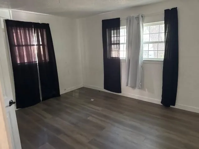 Single Family Residence For Sale in Tarrant County , 5232 Cockrell Avenue, Fort Worth, Texas 76133, 4 Bedroom, 2 Bathroom, Garage spaces, 2,107 Sqft, built in 1961, mls#21401496, Real Estate Agent in Fort Worth, Homes For Sale in Tarrant county, Homes For Sale in Fort Worth, Realtor in Fort Worth Texas, Real Estate Brokerage Independent Realty Texas, Luminita Cordes Realtor