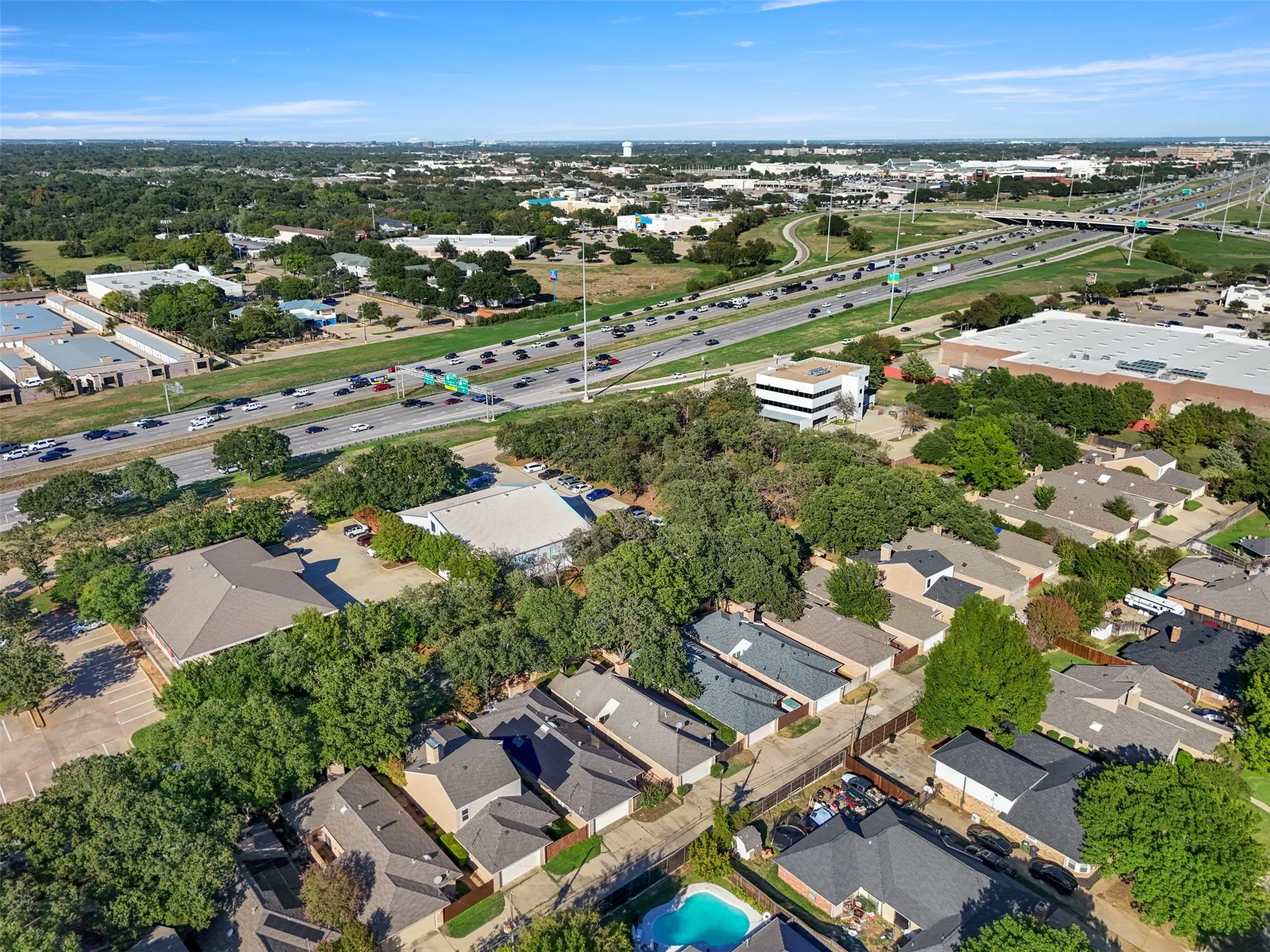 Single Family Residence For Sale in Tarrant County , 2108 Woodway Drive, Arlington, Texas 76017, 3 Bedroom, 2 Bathroom, 2 Garage spaces, 1,697 Sqft, built in 1981, mls#21401291, Real Estate Agent in Arlington, Homes For Sale in Tarrant county, Homes For Sale in Arlington, Realtor in Arlington Texas, Real Estate Brokerage Independent Realty Texas, Luminita Cordes Realtor
