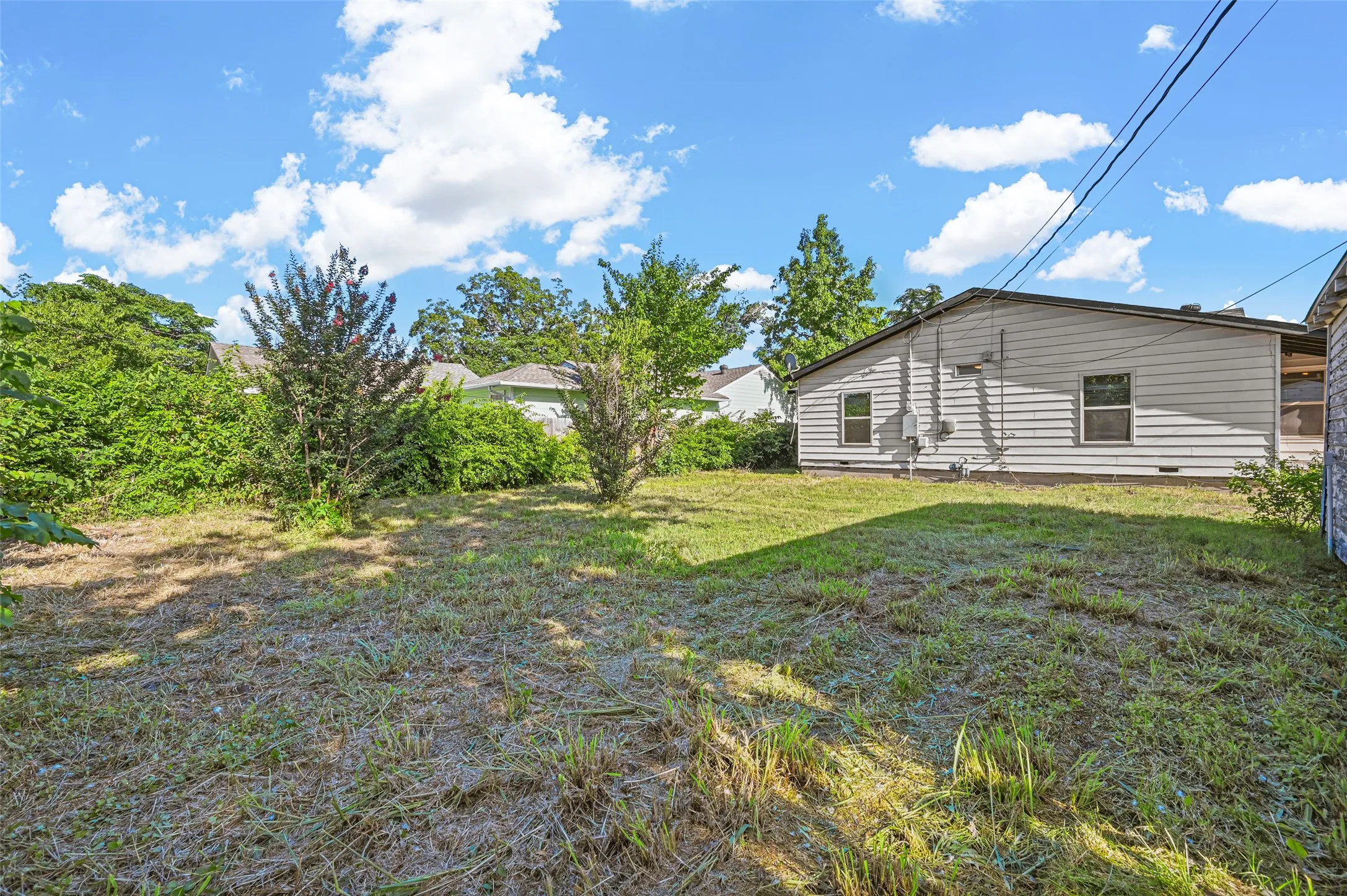 Single Family Residence For Rent in Dallas County , 3677 Rockdale Drive, Dallas, Texas 75220, 3 Bedroom, 3 Bathroom, Garage spaces, 1,510 Sqft, built in 1953, mls#21401513, Real Estate Agent in Dallas, Homes For Rent in Dallas county, Homes For Rent in Dallas, Realtor in Dallas Texas, Real Estate Brokerage Independent Realty Texas, Luminita Cordes Realtor