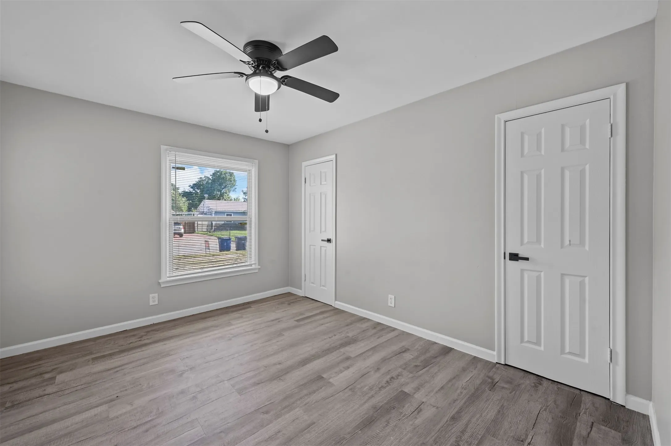 Single Family Residence For Rent in Dallas County , 3677 Rockdale Drive, Dallas, Texas 75220, 3 Bedroom, 3 Bathroom, Garage spaces, 1,510 Sqft, built in 1953, mls#21401513, Real Estate Agent in Dallas, Homes For Rent in Dallas county, Homes For Rent in Dallas, Realtor in Dallas Texas, Real Estate Brokerage Independent Realty Texas, Luminita Cordes Realtor