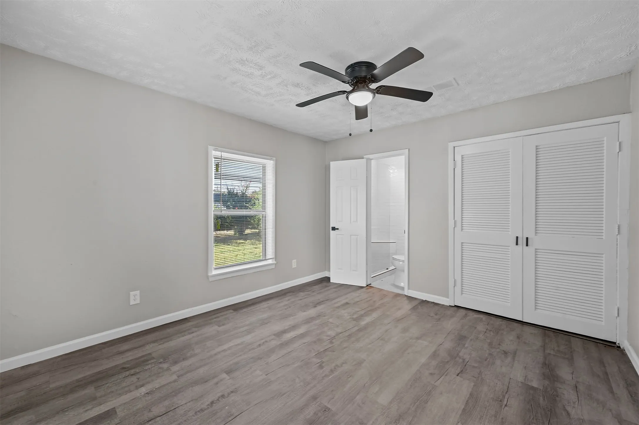 Single Family Residence For Rent in Dallas County , 3677 Rockdale Drive, Dallas, Texas 75220, 3 Bedroom, 3 Bathroom, Garage spaces, 1,510 Sqft, built in 1953, mls#21401513, Real Estate Agent in Dallas, Homes For Rent in Dallas county, Homes For Rent in Dallas, Realtor in Dallas Texas, Real Estate Brokerage Independent Realty Texas, Luminita Cordes Realtor