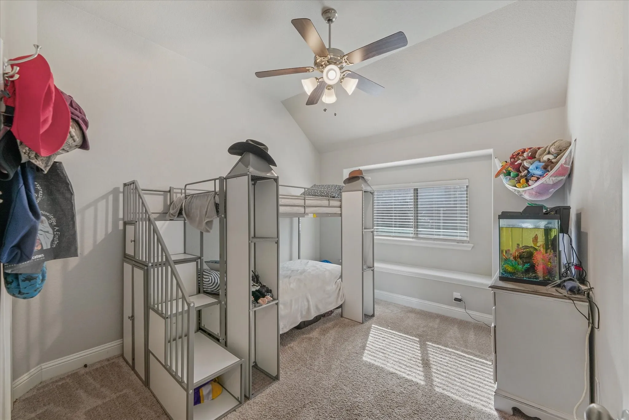 Single Family Residence For Rent in Rockwall County , 1790 Amalfi Drive, Mclendon Chisholm, Texas 75032, 4 Bedroom, 2 Bathroom, 2 Garage spaces, 2,073 Sqft, built in 2019, mls#21401522, Real Estate Agent in Mclendon Chisholm, Homes For Rent in Rockwall county, Homes For Rent in Mclendon Chisholm, Realtor in Mclendon Chisholm Texas, Real Estate Brokerage Independent Realty Texas, Luminita Cordes Realtor