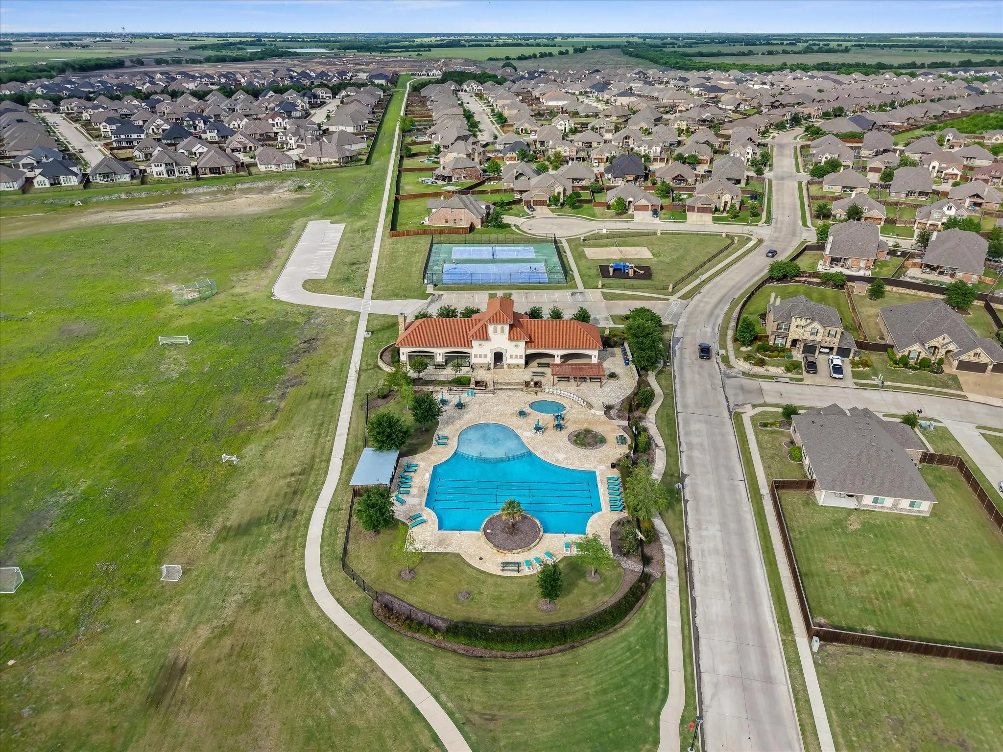 Single Family Residence For Rent in Rockwall County , 1790 Amalfi Drive, Mclendon Chisholm, Texas 75032, 4 Bedroom, 2 Bathroom, 2 Garage spaces, 2,073 Sqft, built in 2019, mls#21401522, Real Estate Agent in Mclendon Chisholm, Homes For Rent in Rockwall county, Homes For Rent in Mclendon Chisholm, Realtor in Mclendon Chisholm Texas, Real Estate Brokerage Independent Realty Texas, Luminita Cordes Realtor
