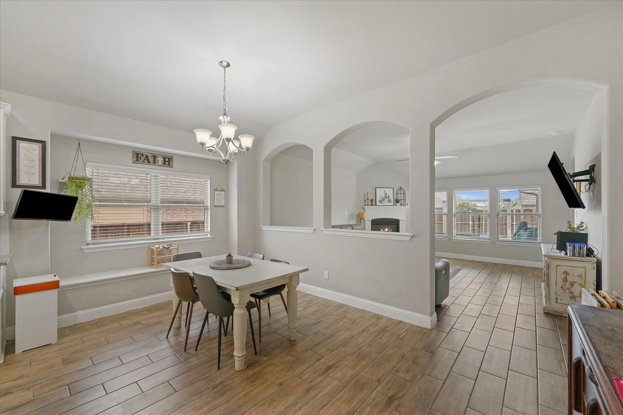 Single Family Residence For Rent in Rockwall County , 1790 Amalfi Drive, Mclendon Chisholm, Texas 75032, 4 Bedroom, 2 Bathroom, 2 Garage spaces, 2,073 Sqft, built in 2019, mls#21401522, Real Estate Agent in Mclendon Chisholm, Homes For Rent in Rockwall county, Homes For Rent in Mclendon Chisholm, Realtor in Mclendon Chisholm Texas, Real Estate Brokerage Independent Realty Texas, Luminita Cordes Realtor