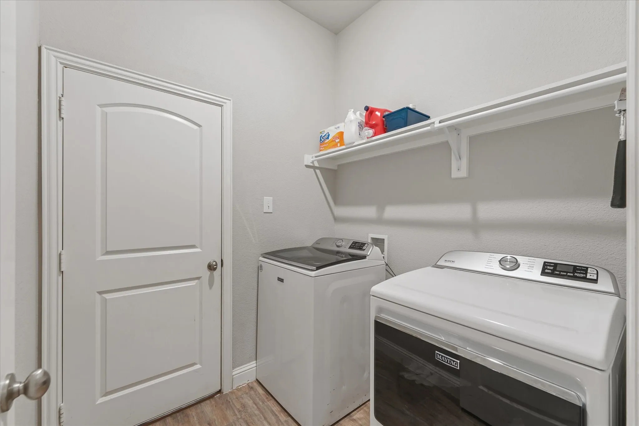 Single Family Residence For Rent in Rockwall County , 1790 Amalfi Drive, Mclendon Chisholm, Texas 75032, 4 Bedroom, 2 Bathroom, 2 Garage spaces, 2,073 Sqft, built in 2019, mls#21401522, Real Estate Agent in Mclendon Chisholm, Homes For Rent in Rockwall county, Homes For Rent in Mclendon Chisholm, Realtor in Mclendon Chisholm Texas, Real Estate Brokerage Independent Realty Texas, Luminita Cordes Realtor