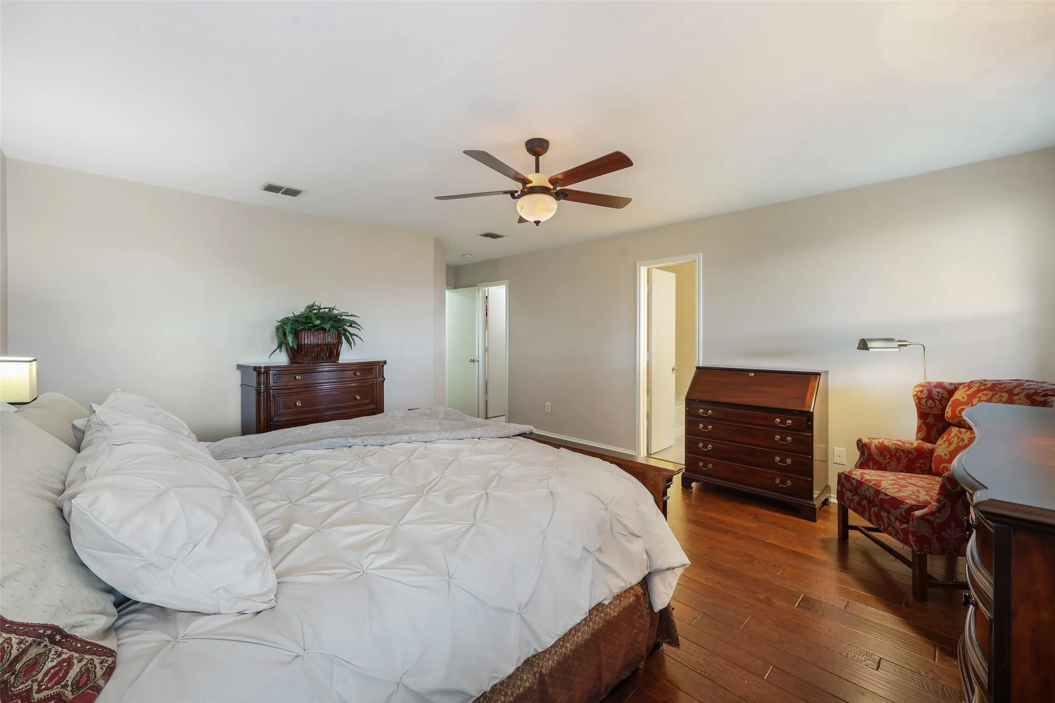 Hardwood-style flooring throughout